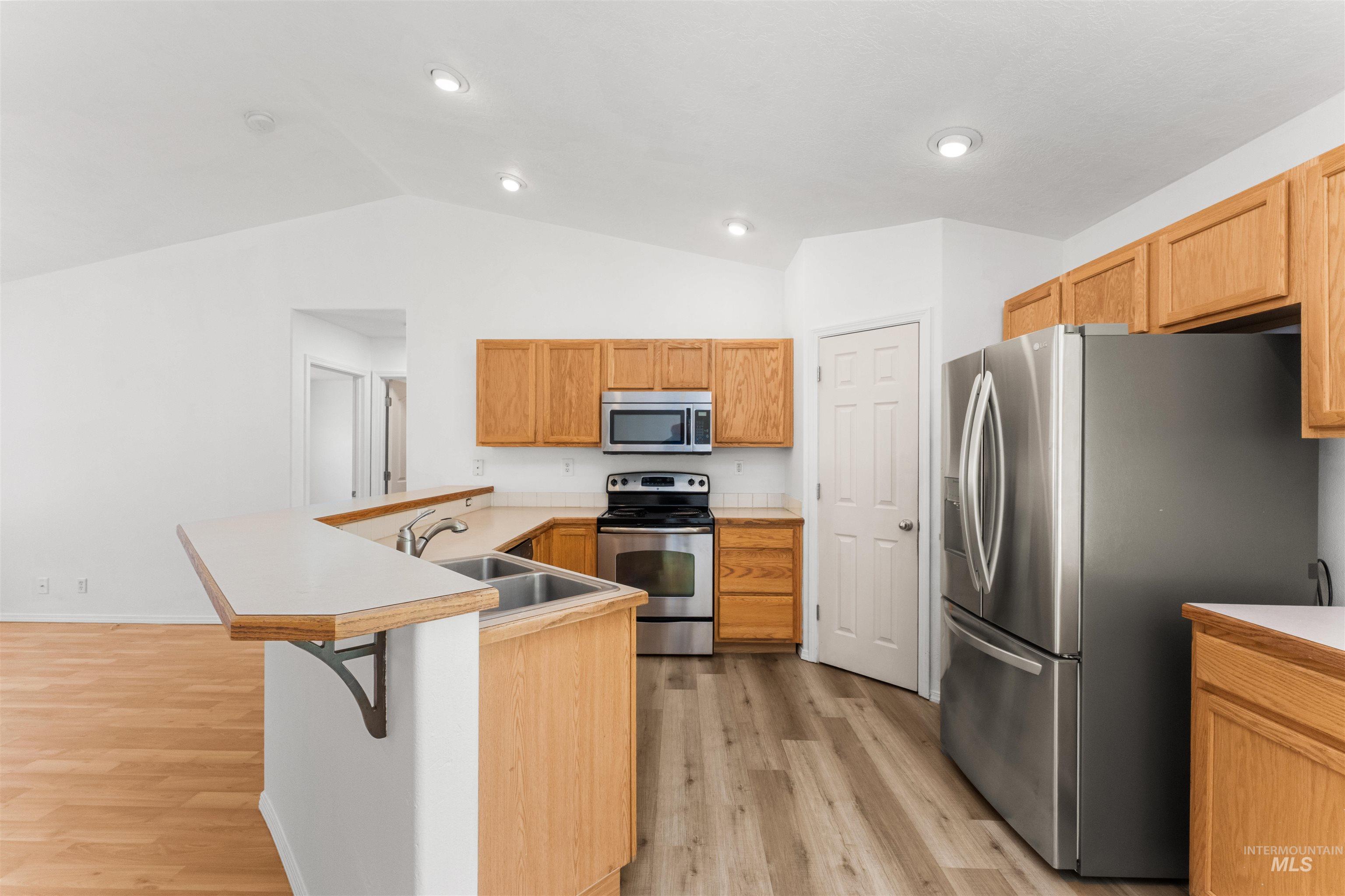 163 N Orchard Heights Way, Nampa, Idaho 83651, 3 Bedrooms, 2 Bathrooms, Residential For Sale, Price $349,990, 98990066