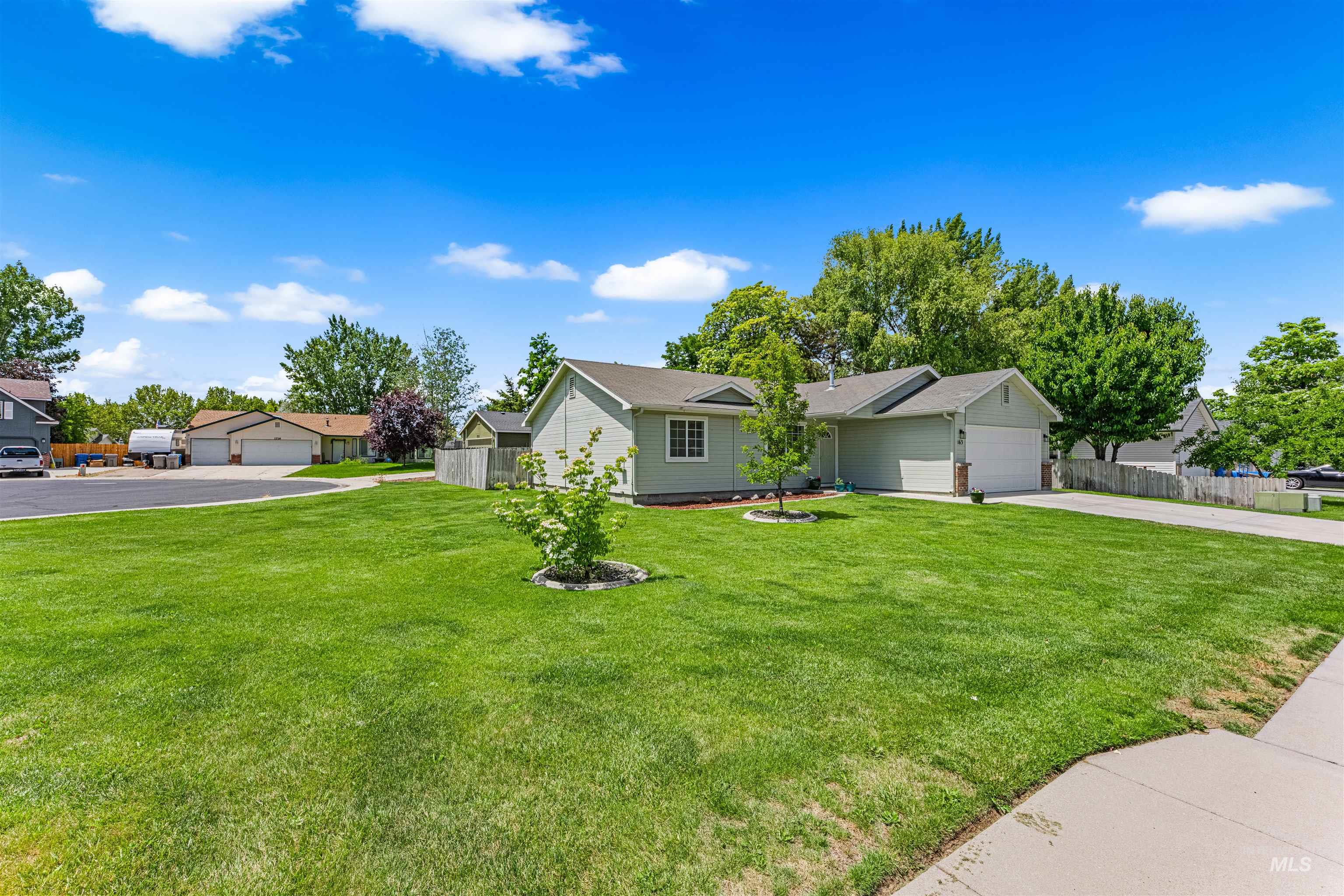 163 N Orchard Heights Way, Nampa, Idaho 83651, 3 Bedrooms, 2 Bathrooms, Residential For Sale, Price $349,990, 98990066