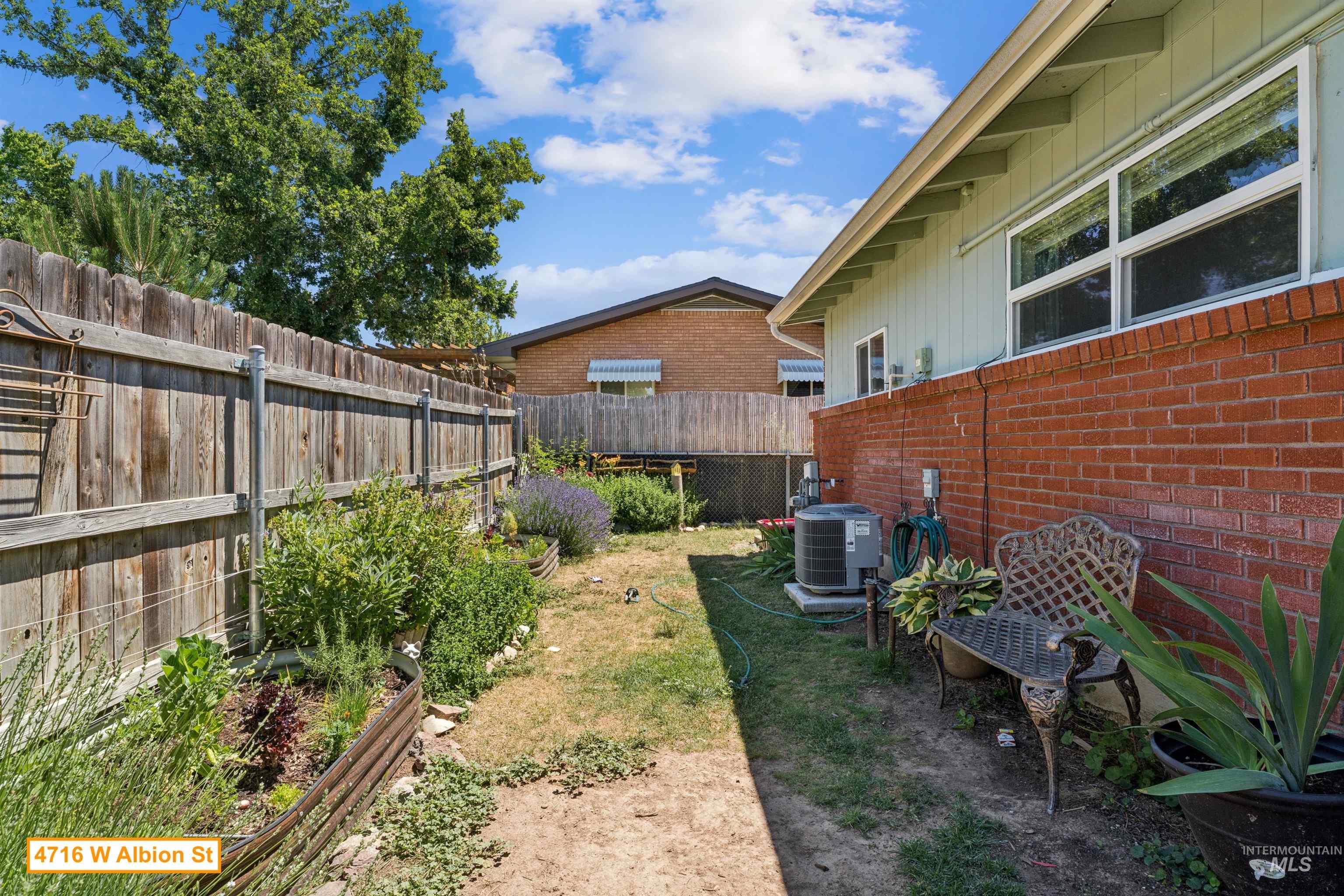 4716 W Albion St, Boise, Idaho 83705-1204, 2 Bedrooms, 1 Bathroom, Residential Income For Sale, Price $870,000, 98990067