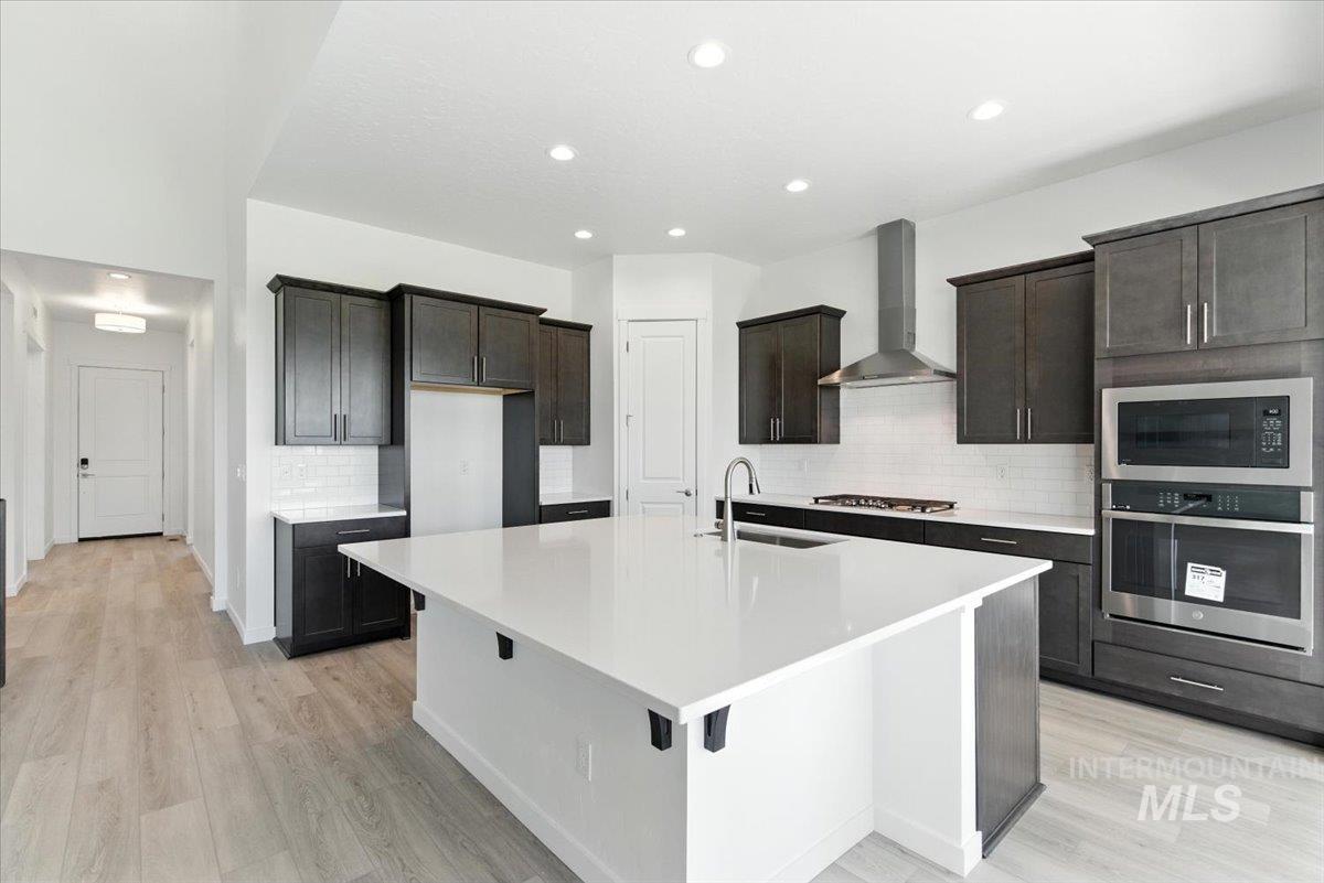 8974 W Teratai St., Star, Idaho 83669, 4 Bedrooms, 3.5 Bathrooms, Residential For Sale, Price $819,990,MLS 98990068