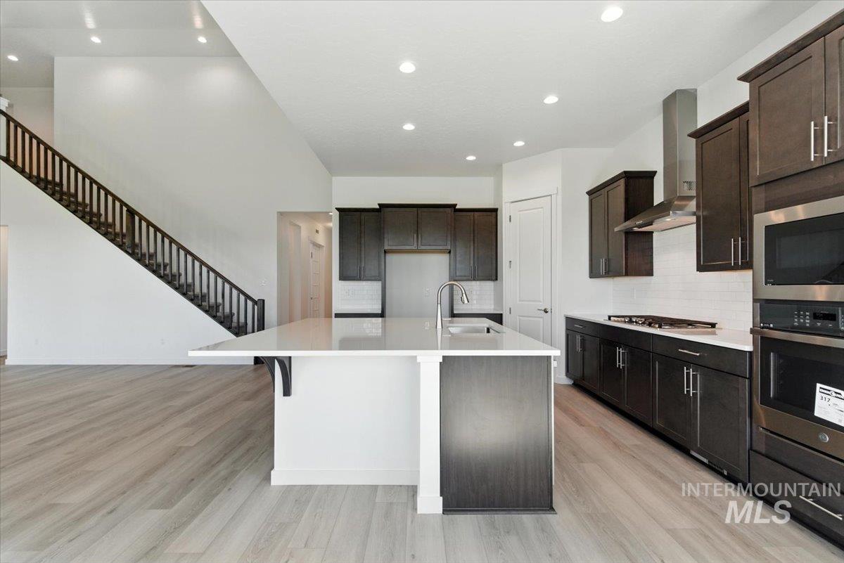 8974 W Teratai St., Star, Idaho 83669, 4 Bedrooms, 3.5 Bathrooms, Residential For Sale, Price $819,990,MLS 98990068