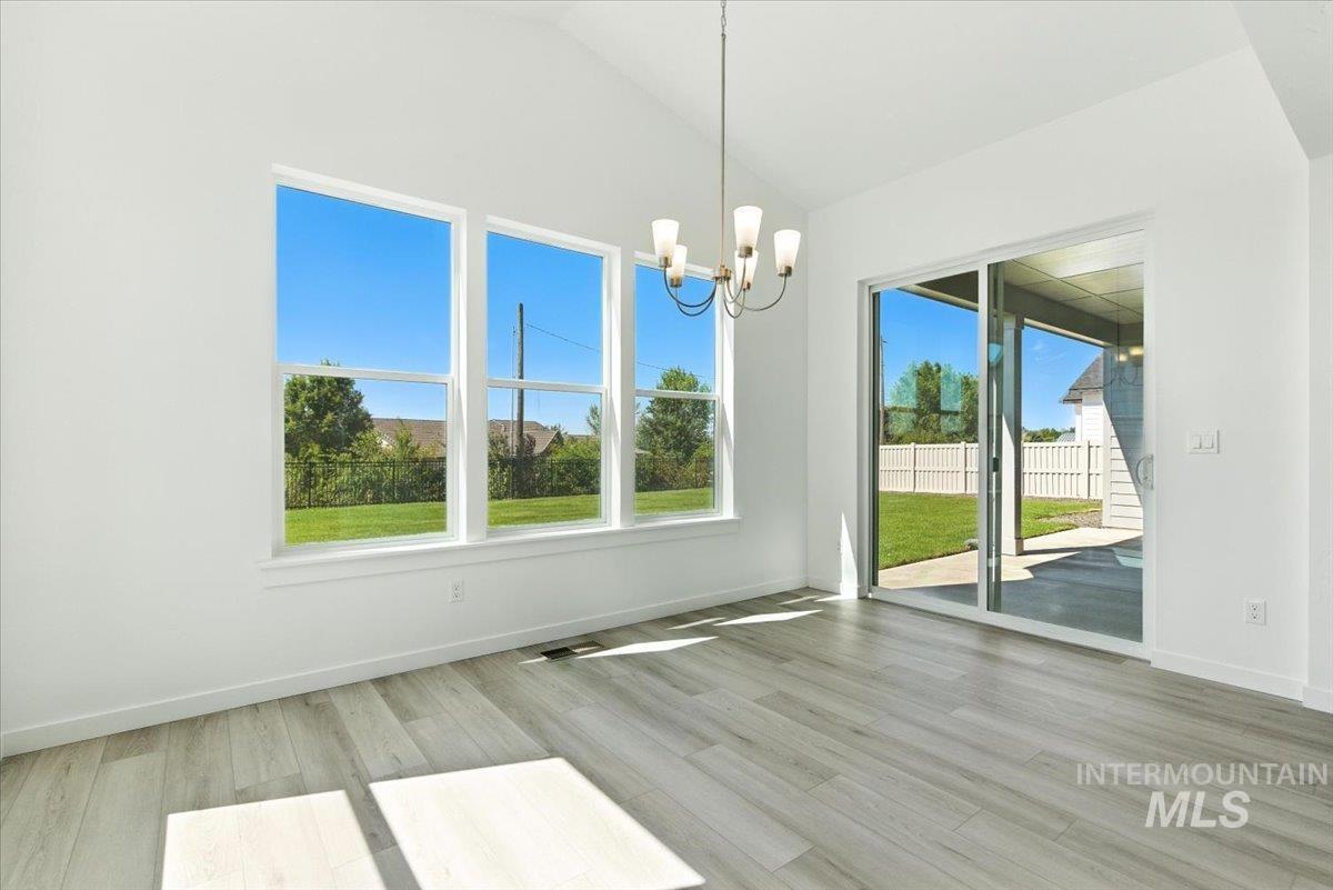 8974 W Teratai St., Star, Idaho 83669, 4 Bedrooms, 3.5 Bathrooms, Residential For Sale, Price $819,990,MLS 98990068