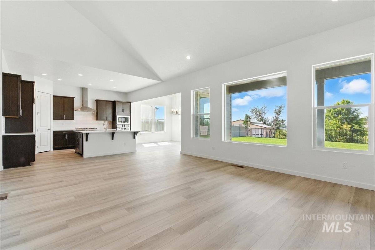 8974 W Teratai St., Star, Idaho 83669, 4 Bedrooms, 3.5 Bathrooms, Residential For Sale, Price $819,990,MLS 98990068