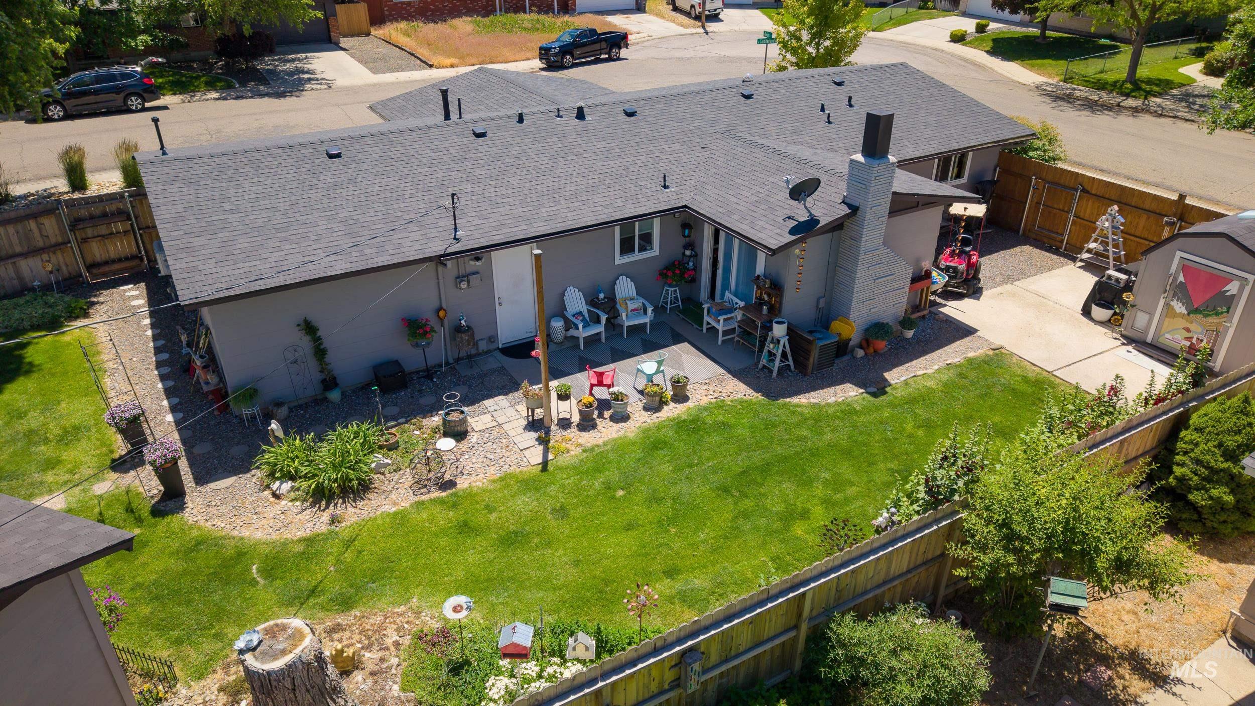 1205 N Cumberland Dr, Boise, Idaho 83704, 3 Bedrooms, 1.5 Bathrooms, Residential For Sale, Price $459,999,MLS 98990069