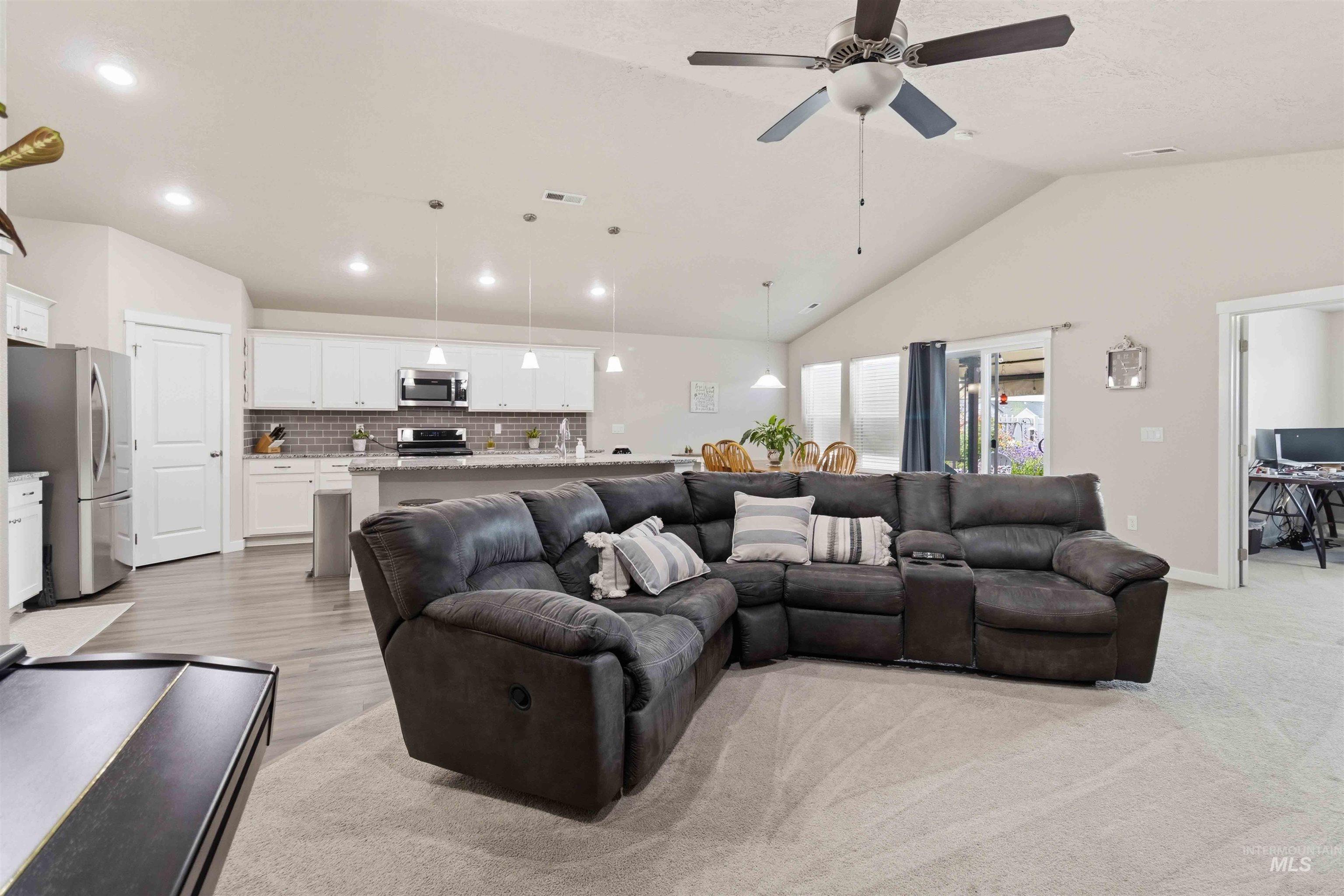 15789 N Limestone Way, Nampa, Idaho 83651, 3 Bedrooms, 2 Bathrooms, Residential For Sale, Price $445,000, 98990071