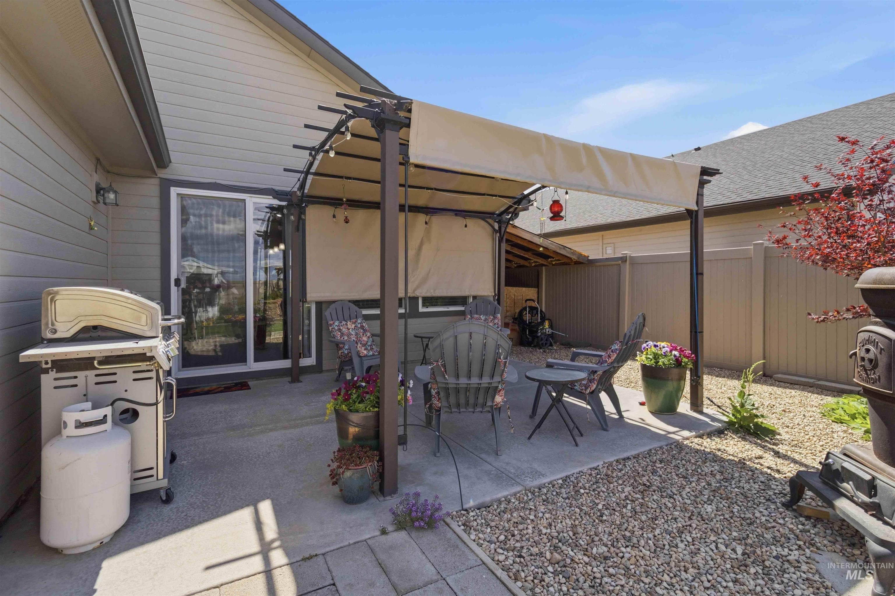 15789 N Limestone Way, Nampa, Idaho 83651, 3 Bedrooms, 2 Bathrooms, Residential For Sale, Price $445,000, 98990071
