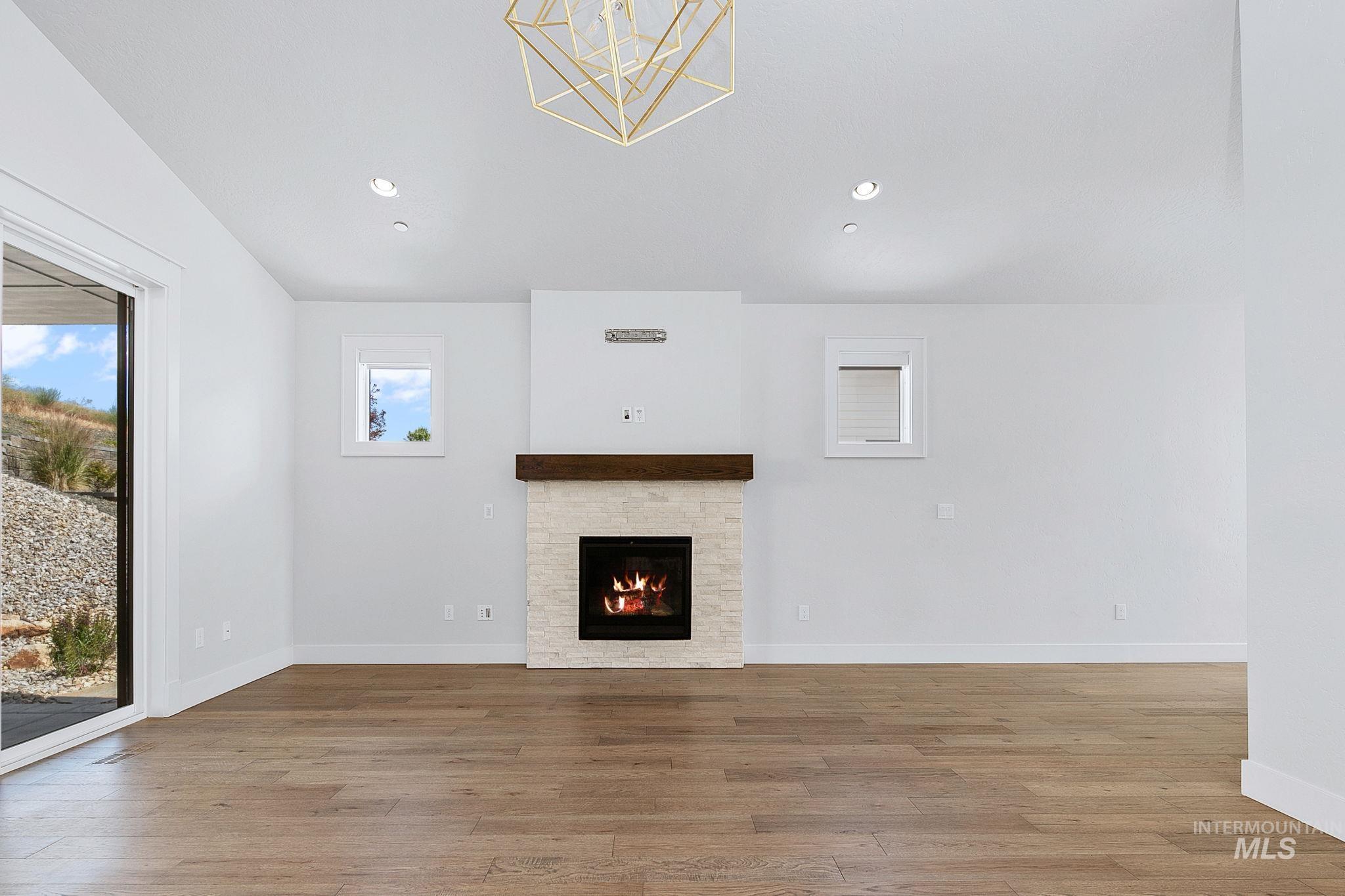 1544 S Trent Point Way, Boise, Idaho 83712, 3 Bedrooms, 2.5 Bathrooms, Residential For Sale, Price $1,299,000,MLS 98990073