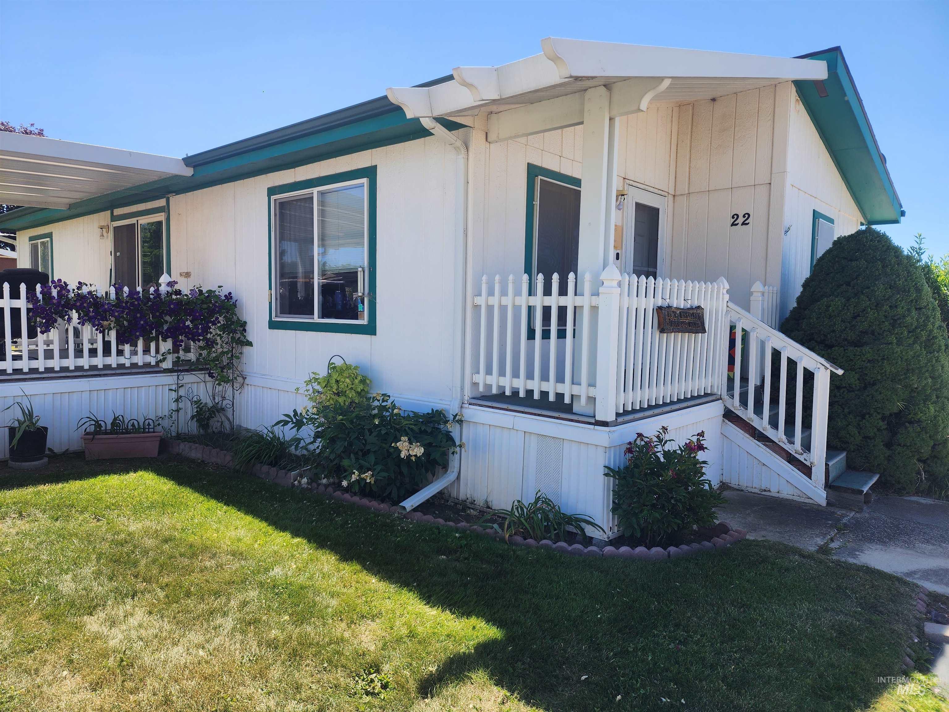 1715 W Flamingo Sp 22, Nampa, Idaho 83651, 3 Bedrooms, 2 Bathrooms, Residential For Sale, Price $140,000, 98990074