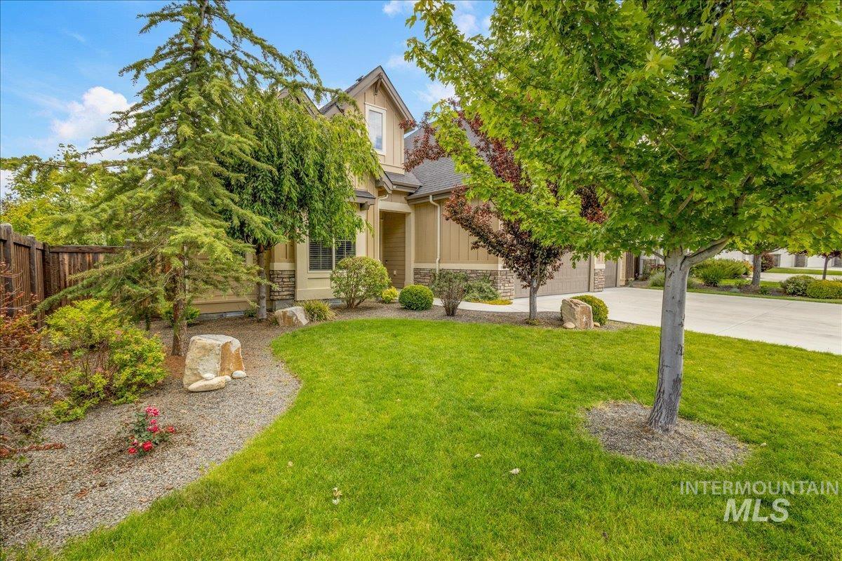 3904 W Farm View Dr, Boise, Idaho 83714, 3 Bedrooms, 3.5 Bathrooms, Residential For Sale, Price $1,075,000,MLS 98990076