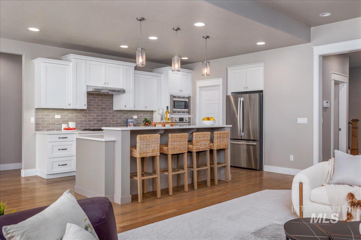 3904 W Farm View Dr, Boise, Idaho 83714, 3 Bedrooms, 3.5 Bathrooms, Residential For Sale, Price $1,075,000,MLS 98990076