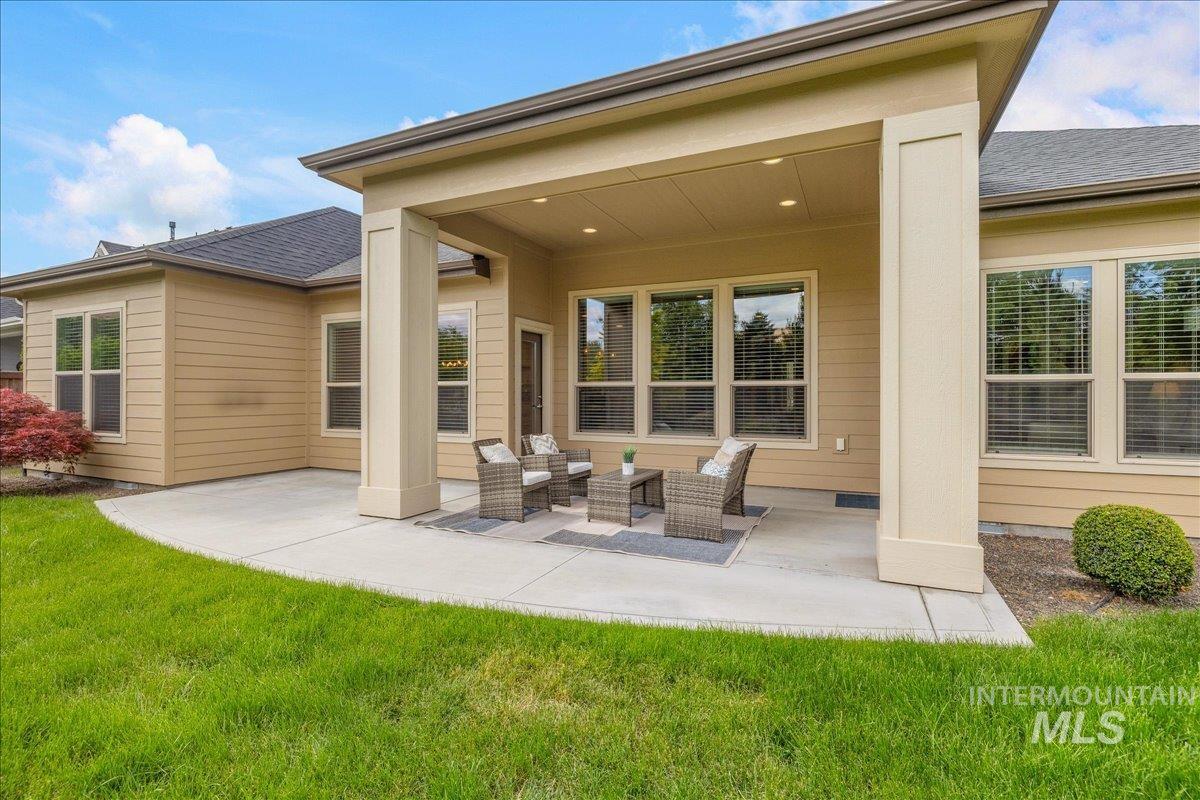 3904 W Farm View Dr, Boise, Idaho 83714, 3 Bedrooms, 3.5 Bathrooms, Residential For Sale, Price $1,075,000,MLS 98990076