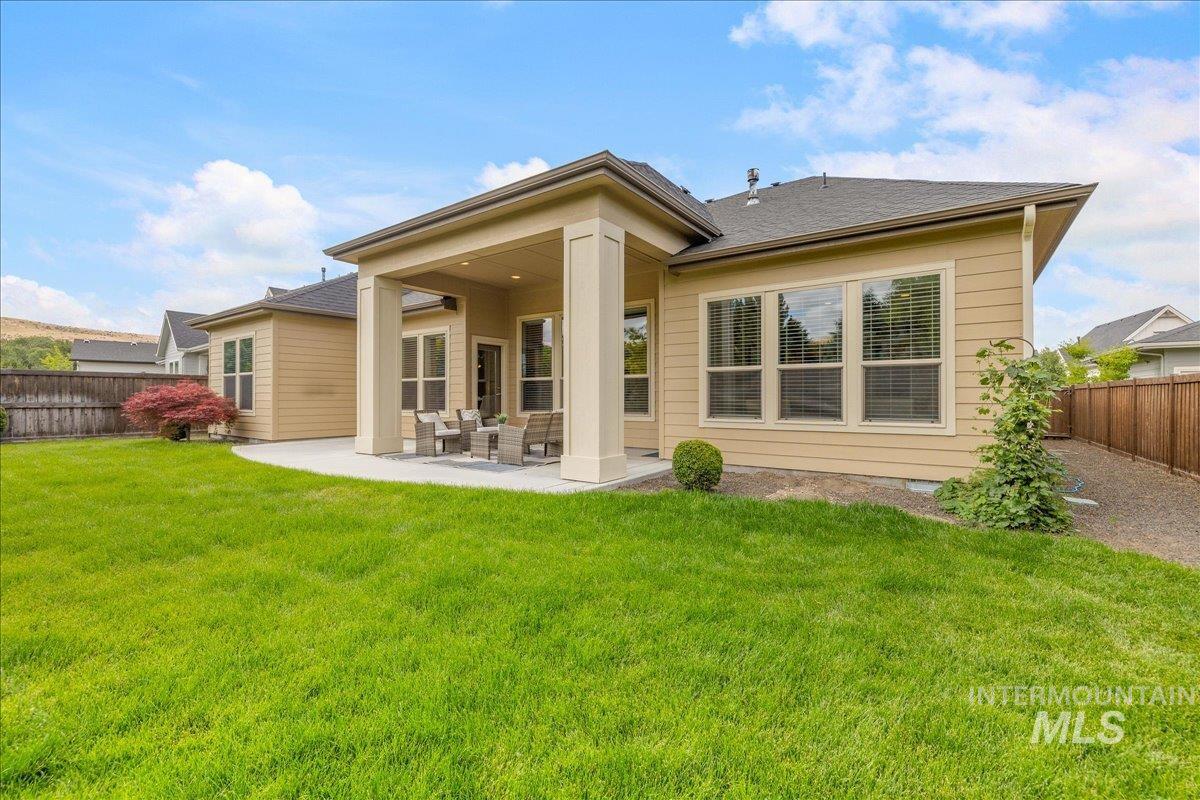 3904 W Farm View Dr, Boise, Idaho 83714, 3 Bedrooms, 3.5 Bathrooms, Residential For Sale, Price $1,075,000,MLS 98990076