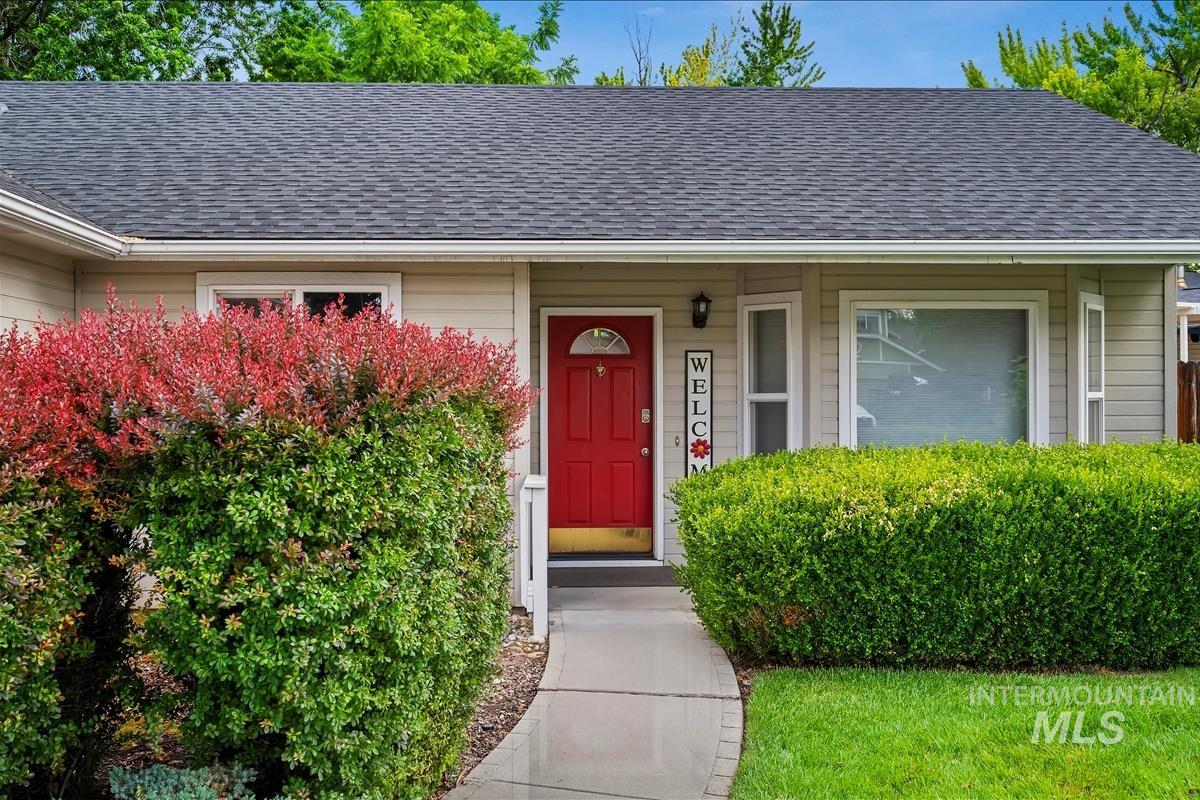 11884 W Driftwood Ct, Boise, Idaho 83713, 3 Bedrooms, 2 Bathrooms, Residential For Sale, Price $475,000,MLS 98990082