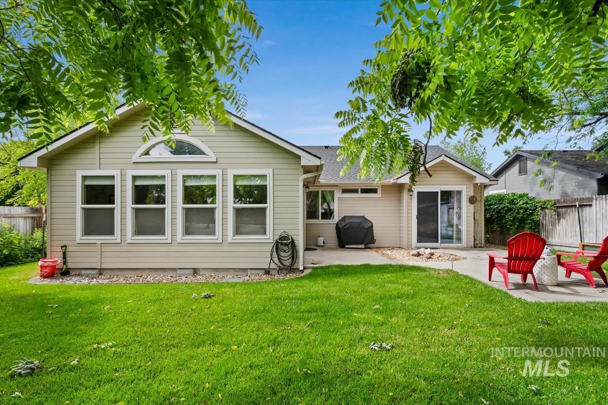 11884 W Driftwood Ct, Boise, Idaho 83713, 3 Bedrooms, 2 Bathrooms, Residential For Sale, Price $475,000,MLS 98990082