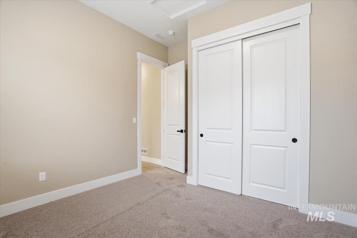 8906 W Teratai St., Star, Idaho 83669, 3 Bedrooms, 2.5 Bathrooms, Residential For Sale, Price $784,990,MLS 98990084