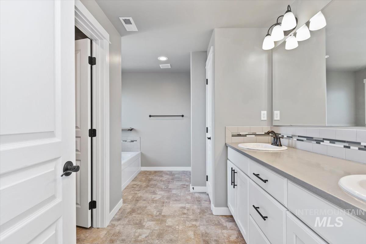 12534 W Oneida St., Boise, Idaho 83709, 3 Bedrooms, 2.5 Bathrooms, Residential For Sale, Price $560,000, 98990085