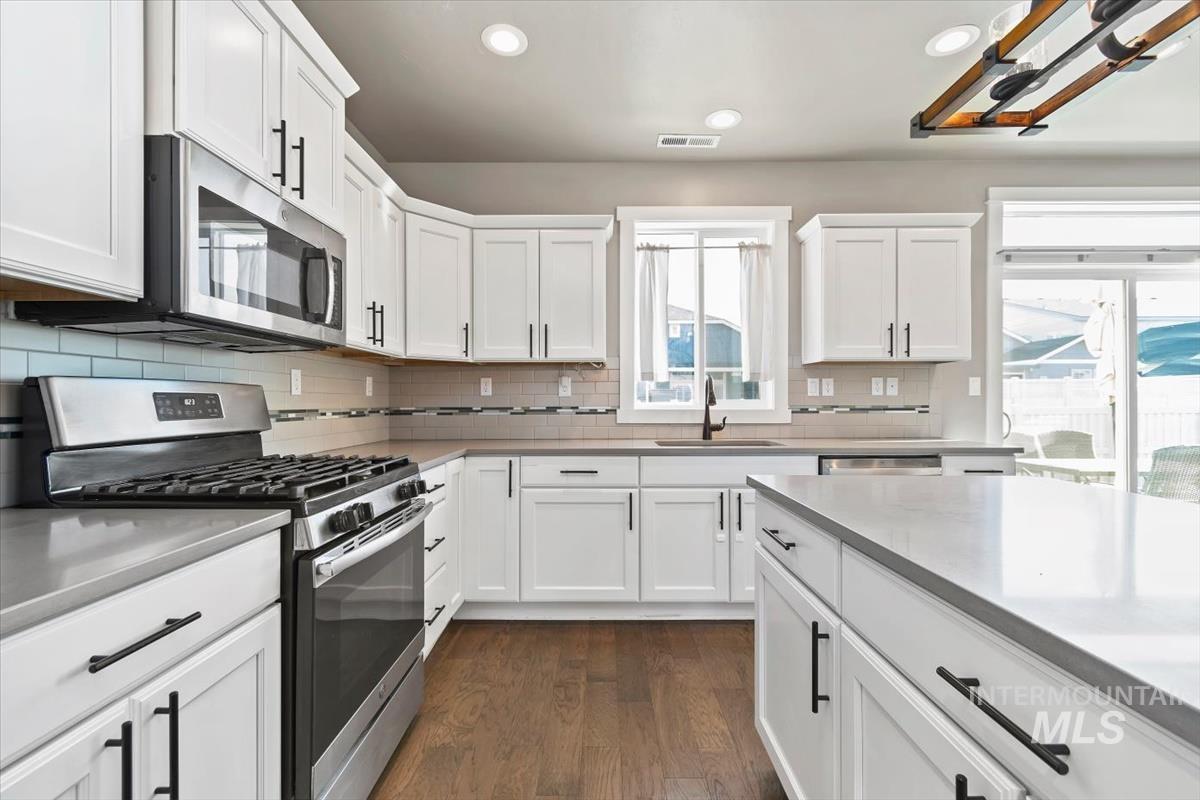 12534 W Oneida St., Boise, Idaho 83709, 3 Bedrooms, 2.5 Bathrooms, Residential For Sale, Price $560,000, 98990085
