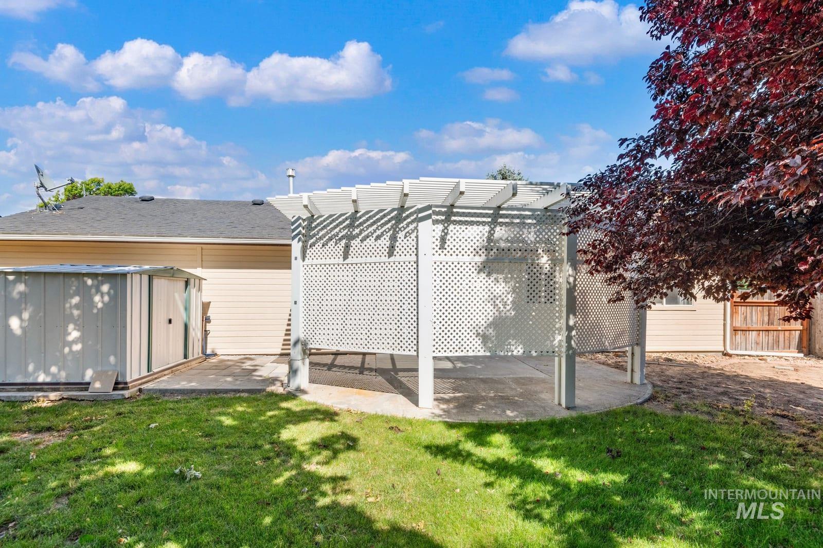 213 Boardwalk Way, Middleton, Idaho 83644, 3 Bedrooms, 2 Bathrooms, Residential For Sale, Price $340,000, 98990090