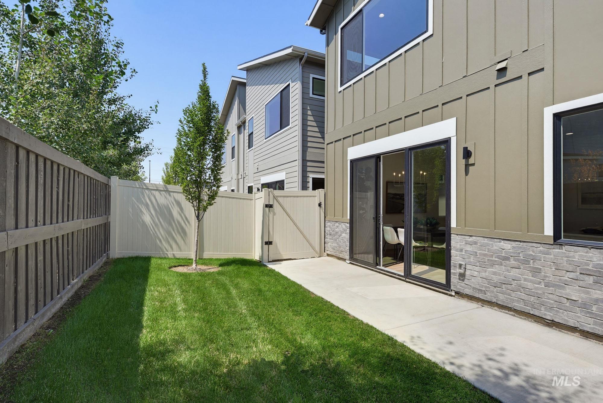 6925 E Bonsall St, Boise, Idaho 83716, 3 Bedrooms, 2.5 Bathrooms, Residential For Sale, Price $639,000,MLS 98990093
