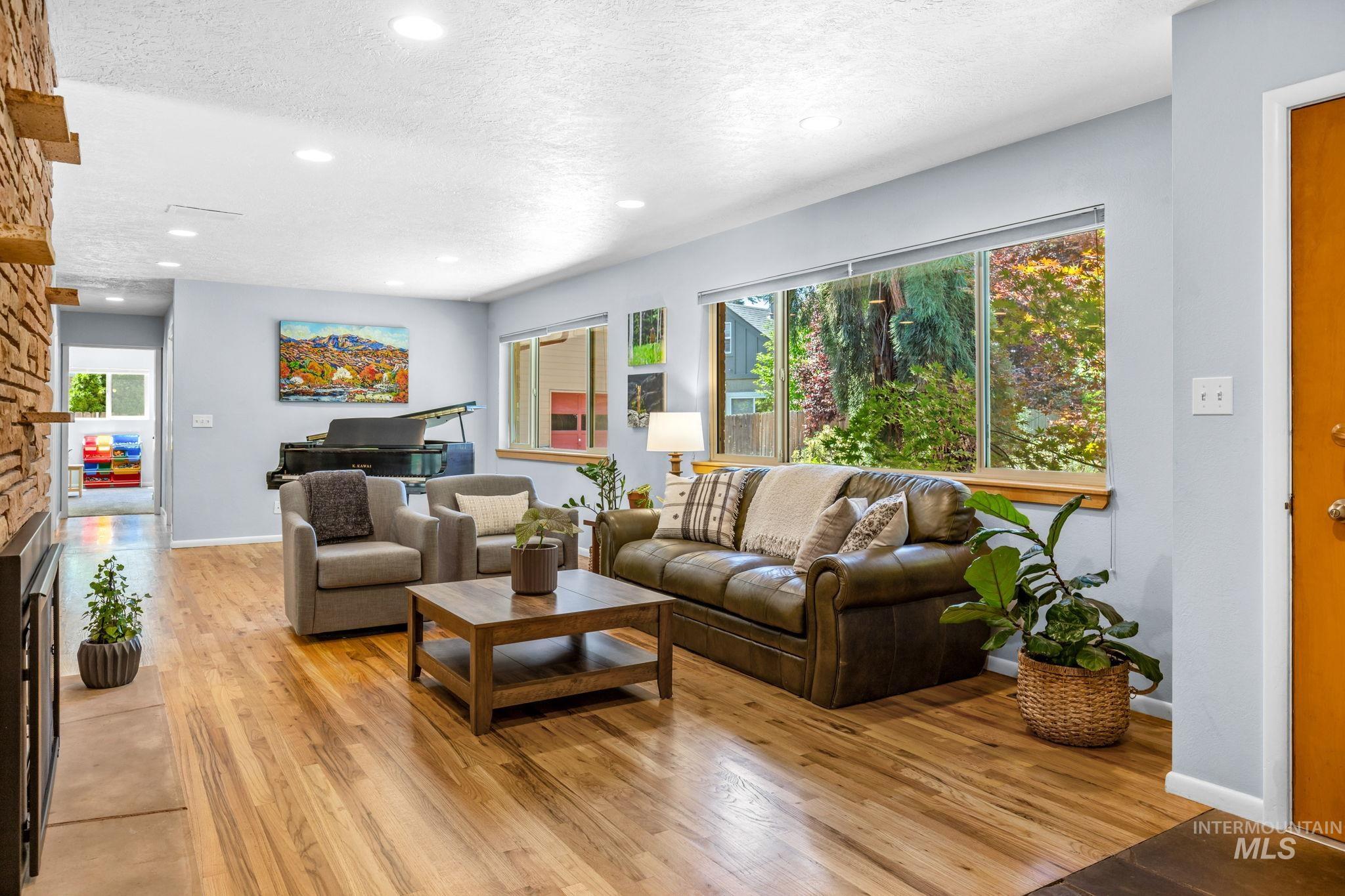 2200 N 22nd St., Boise, Idaho 83702, 4 Bedrooms, 3.5 Bathrooms, Residential For Sale, Price $1,175,000,MLS 98990094