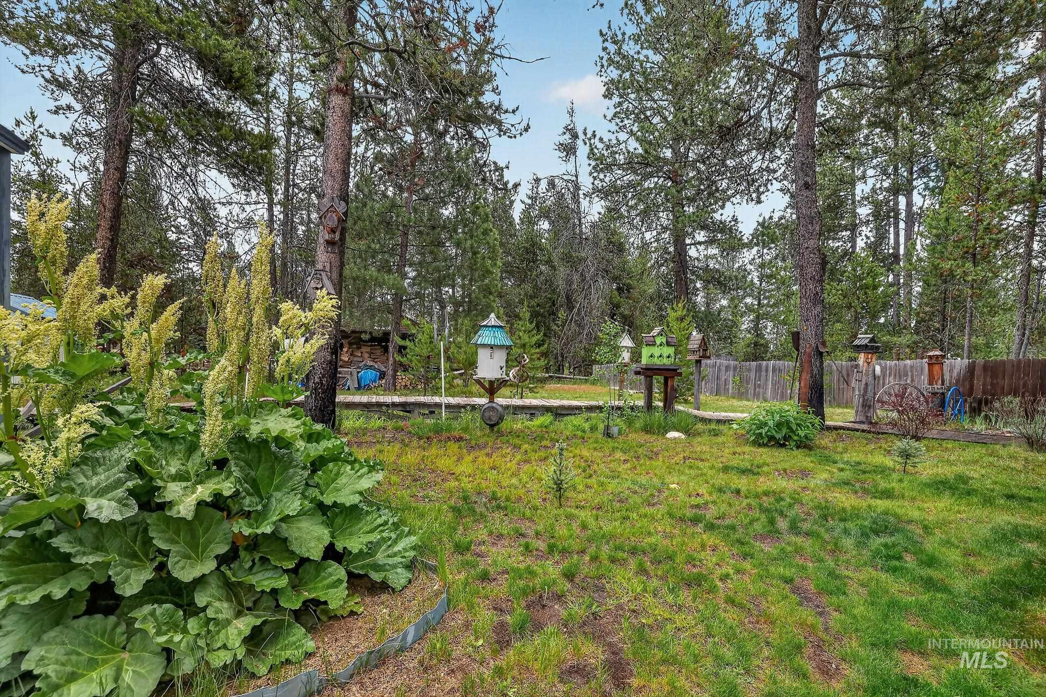13122 Tucker Rd., Donnelly, Idaho 83615, 3 Bedrooms, 2 Bathrooms, Residential For Sale, Price $340,000,MLS 98990095