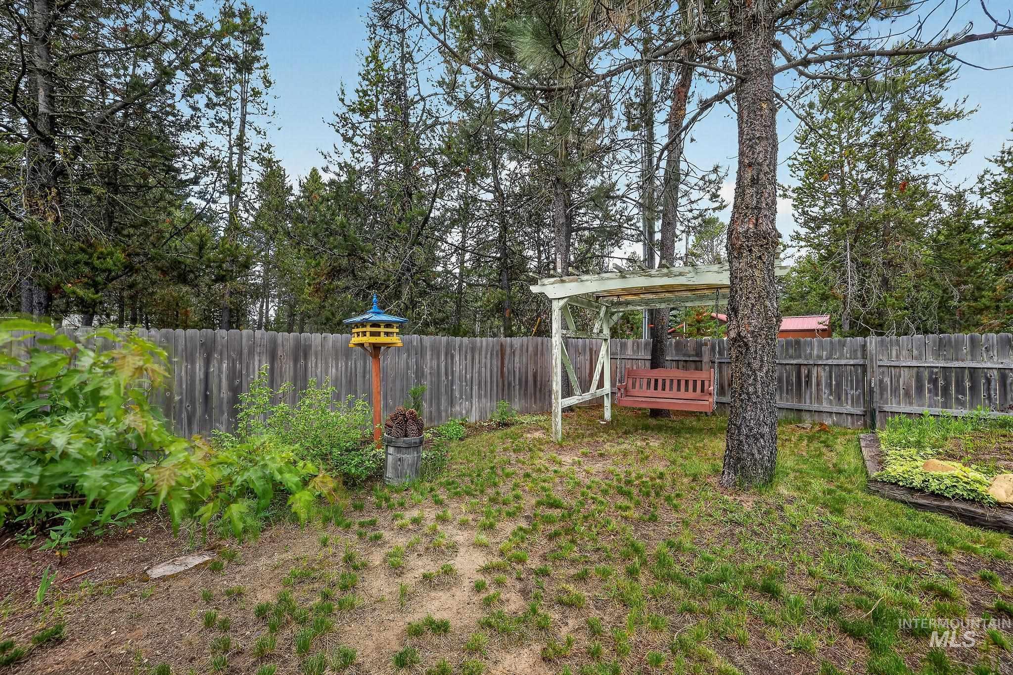 13122 Tucker Rd., Donnelly, Idaho 83615, 3 Bedrooms, 2 Bathrooms, Residential For Sale, Price $340,000,MLS 98990095