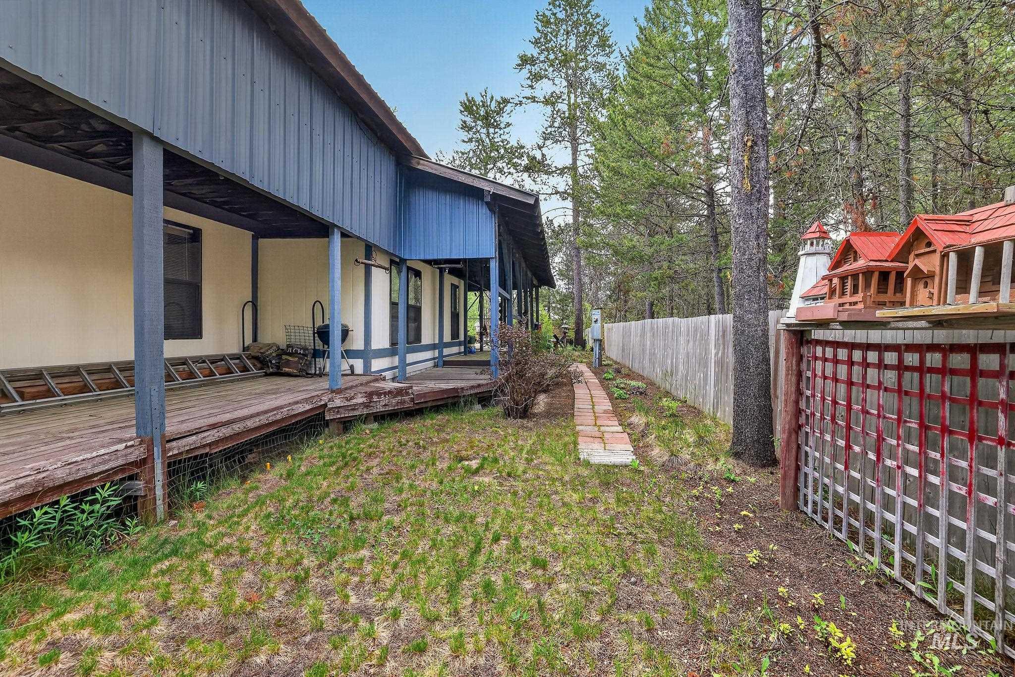 13122 Tucker Rd., Donnelly, Idaho 83615, 3 Bedrooms, 2 Bathrooms, Residential For Sale, Price $340,000,MLS 98990095