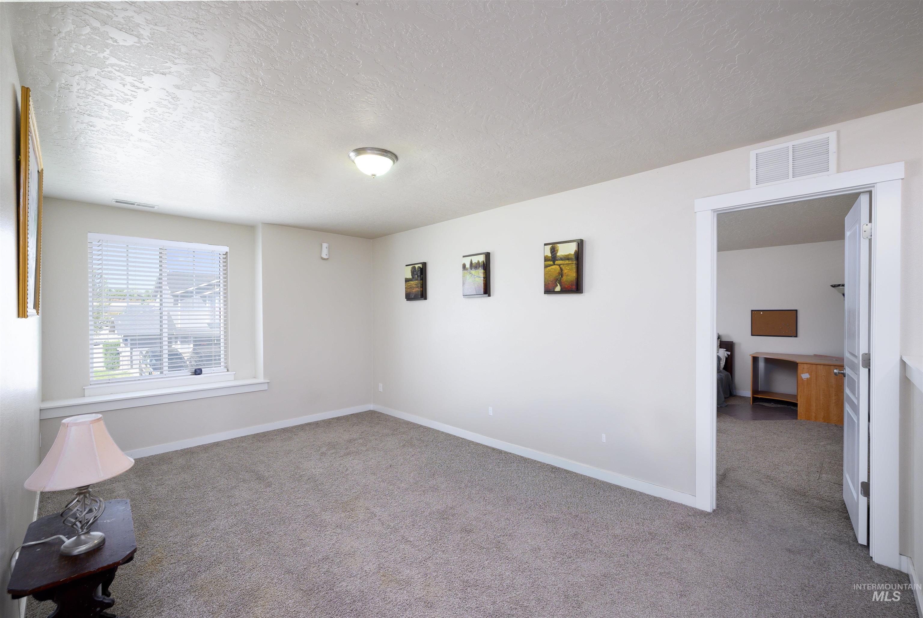 10245 W Virginia City Street, Star, Idaho 83669, 5 Bedrooms, 2.5 Bathrooms, Residential For Sale, Price $499,900,MLS 98990097