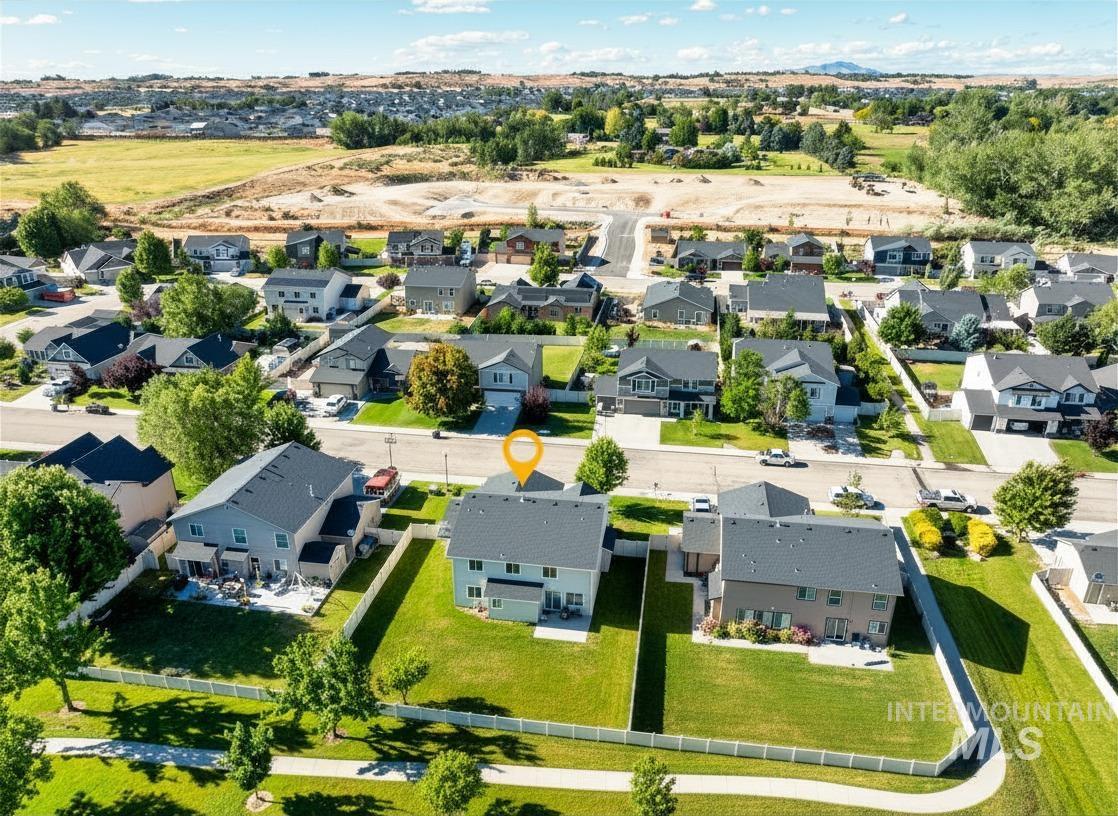 10245 W Virginia City Street, Star, Idaho 83669, 5 Bedrooms, 2.5 Bathrooms, Residential For Sale, Price $499,900,MLS 98990097