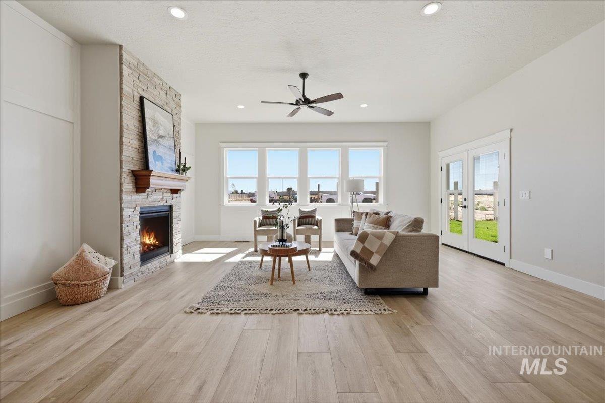 9394 S Sapper Hill Ave, Kuna, Idaho 83634, 3 Bedrooms, 2 Bathrooms, Residential For Sale, Price $619,900, 98990098