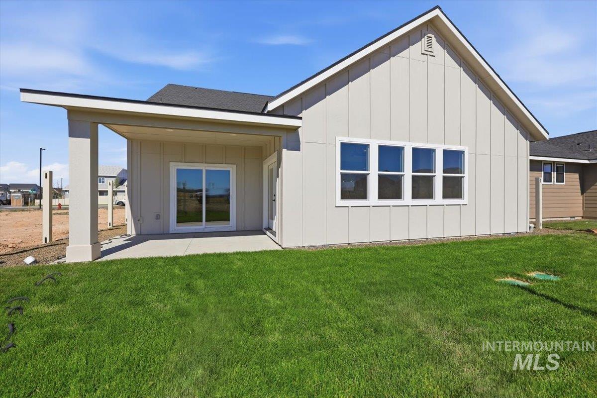 9394 S Sapper Hill Ave, Kuna, Idaho 83634, 3 Bedrooms, 2 Bathrooms, Residential For Sale, Price $619,900, 98990098