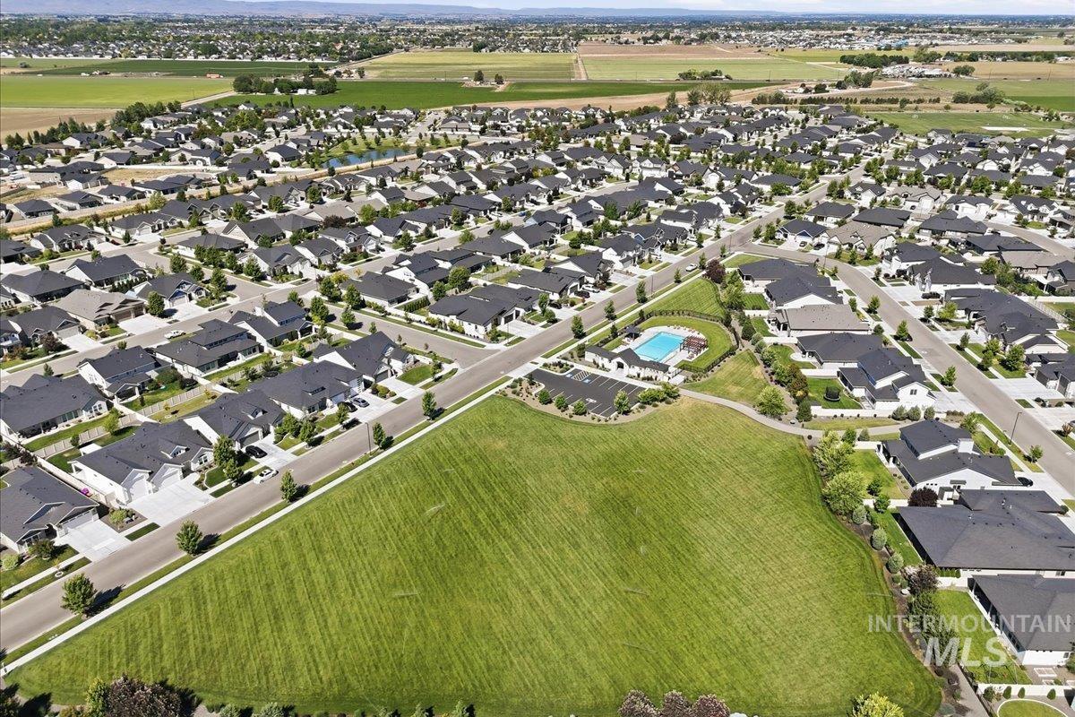 9394 S Sapper Hill Ave, Kuna, Idaho 83634, 3 Bedrooms, 2 Bathrooms, Residential For Sale, Price $619,900, 98990098
