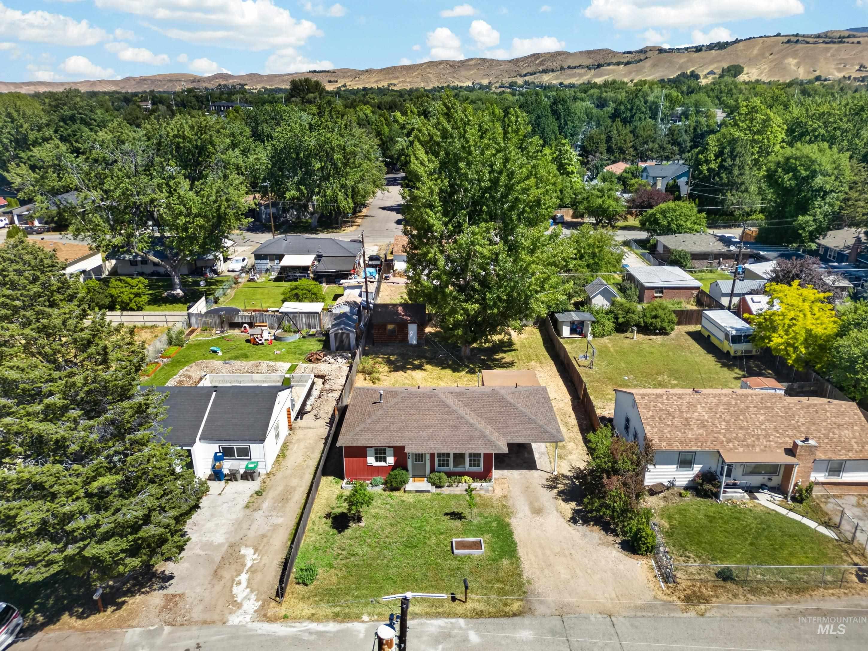 4906 W Wymosa, Boise, Idaho 83703, 3 Bedrooms, 1 Bathroom, Residential For Sale, Price $389,000, 98990100