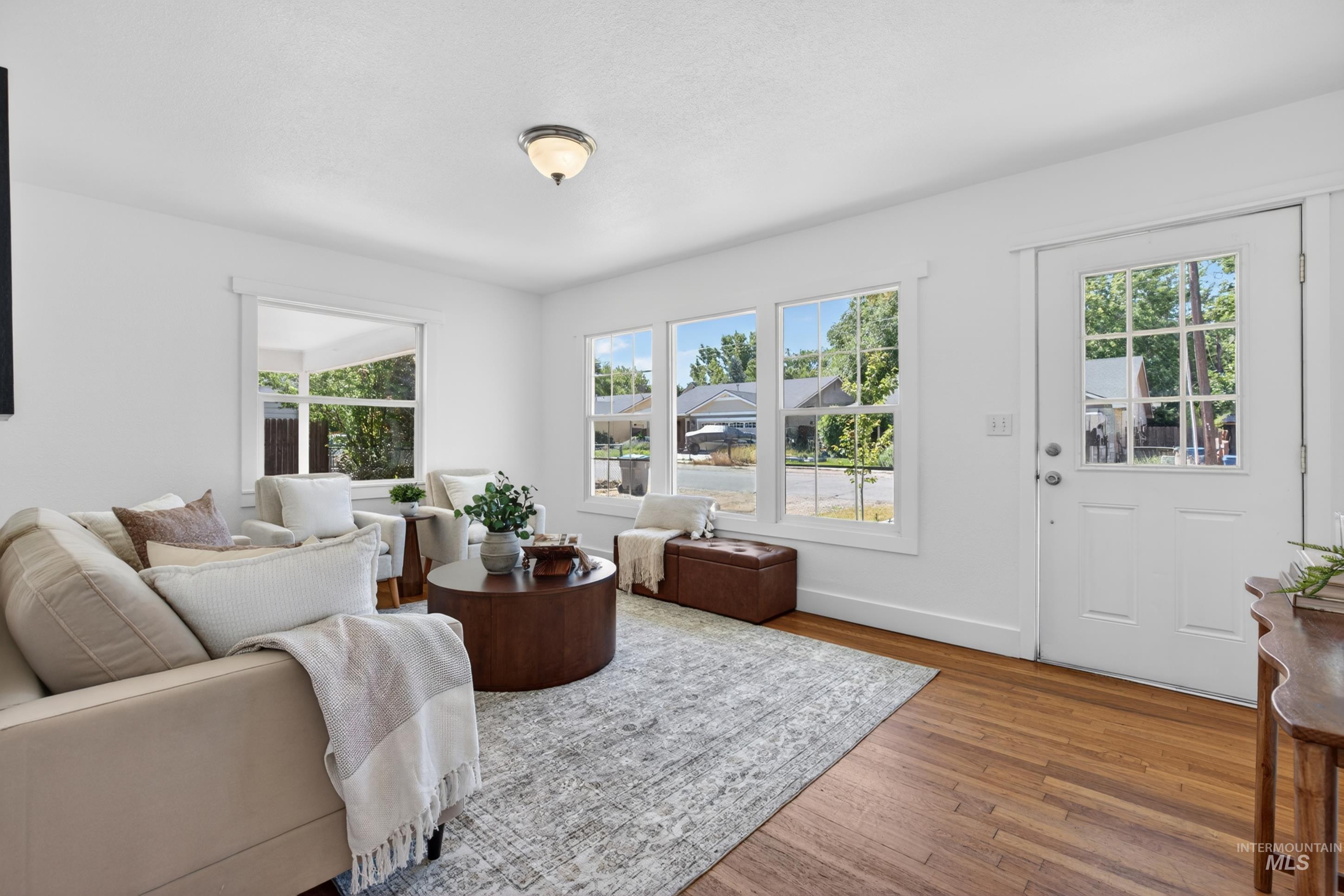 4906 W Wymosa, Boise, Idaho 83703, 3 Bedrooms, 1 Bathroom, Residential For Sale, Price $389,000, 98990100