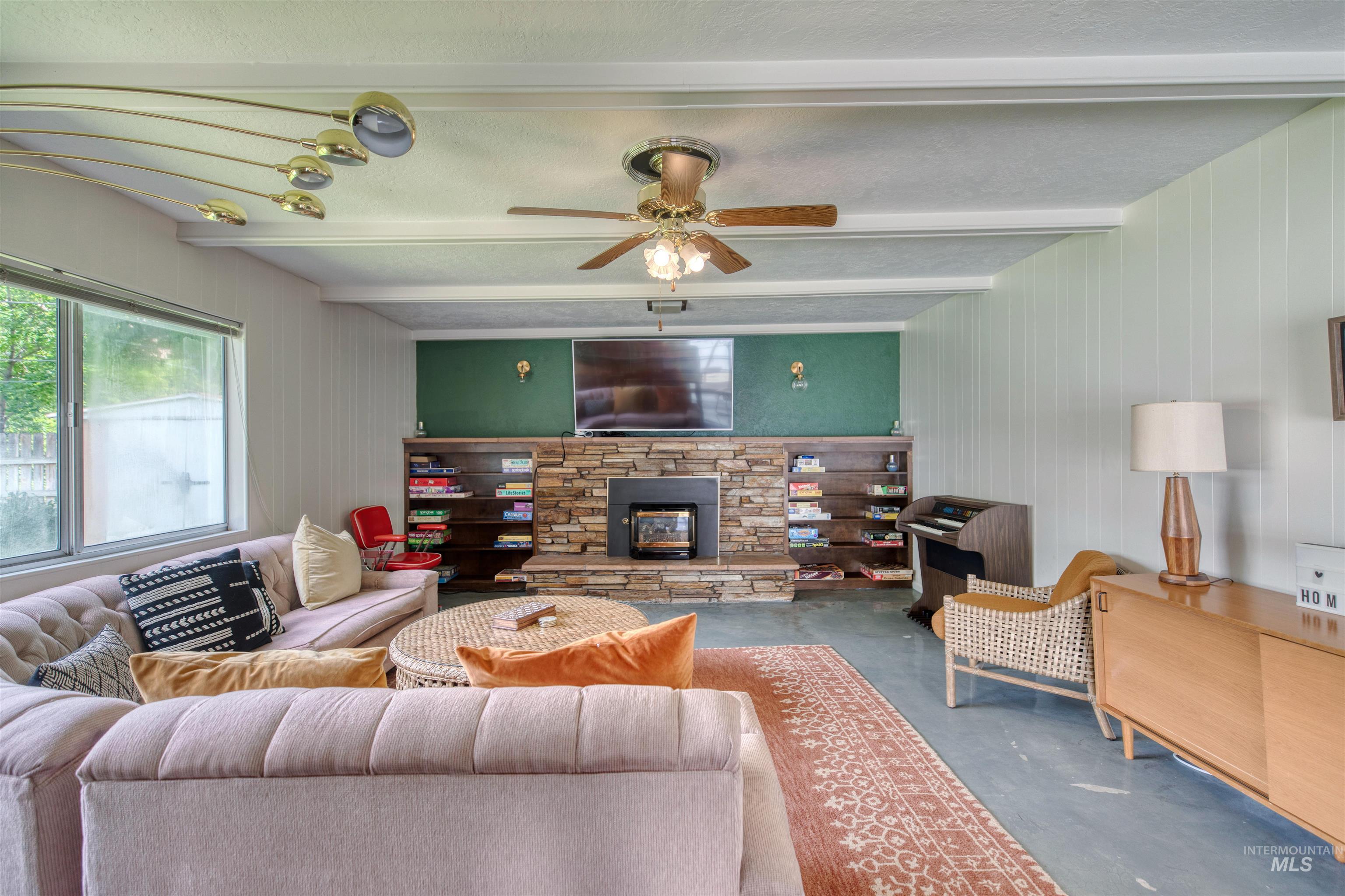 4420 W Clearview Dr, Boise, Idaho 83703, 3 Bedrooms, 2 Bathrooms, Residential For Sale, Price $524,900, 98990103