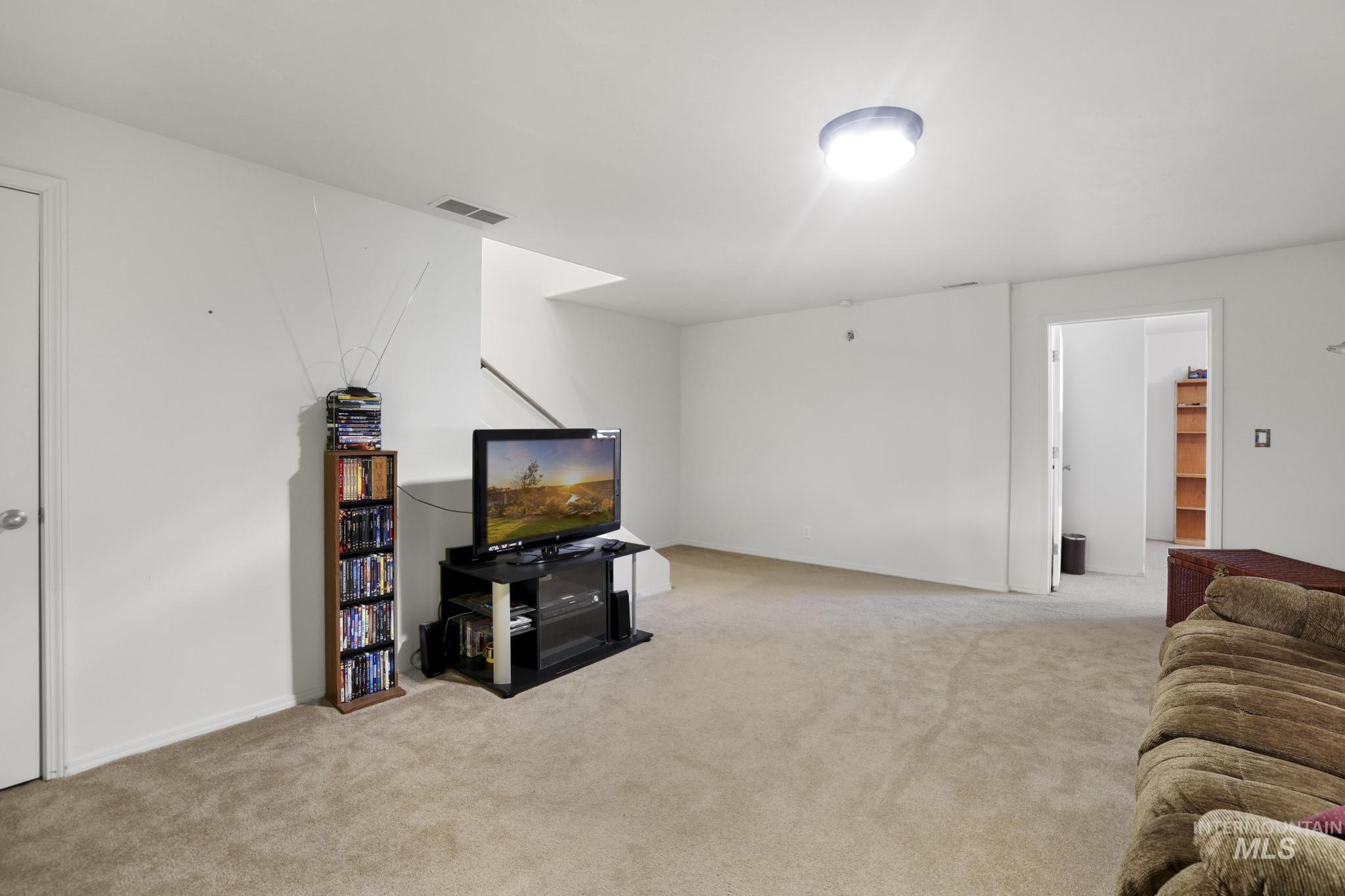 301 Eastridge Drive, Kimberly, Idaho 83342, 5 Bedrooms, 4 Bathrooms, Residential For Sale, Price $679,000,MLS 98990106