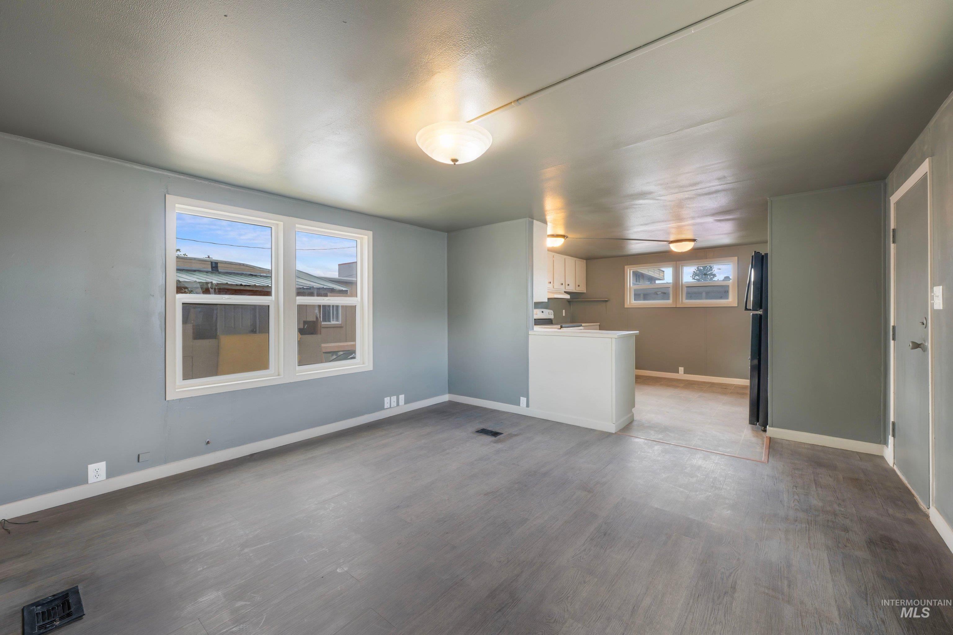 6728 W Fairview, Boise, Idaho 83704, 2 Bedrooms, 1 Bathroom, Residential For Sale, Price $62,400,MLS 98990107