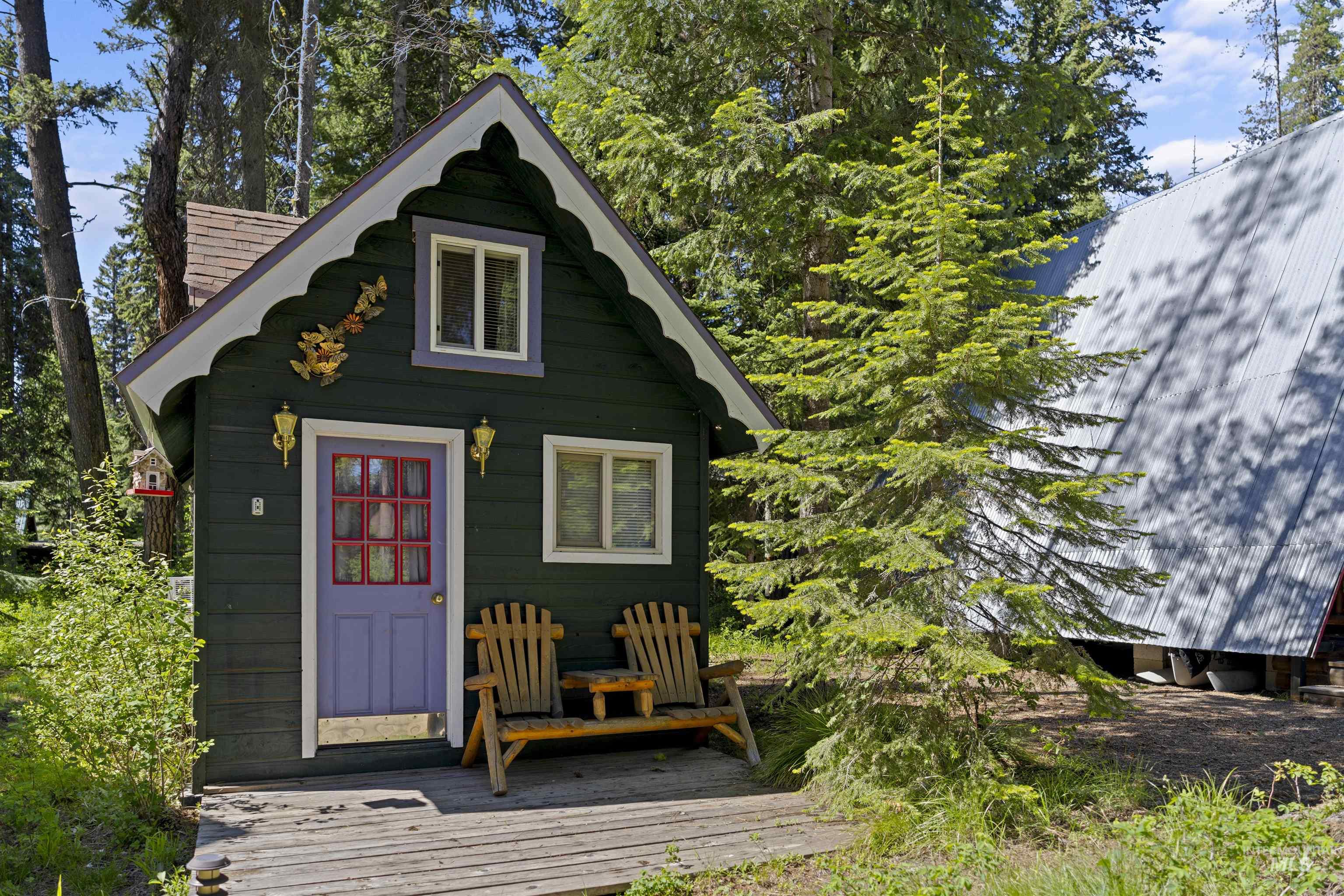 2047 Ferndale Way, McCall, Idaho 83638, 2 Bedrooms, 1 Bathroom, Residential For Sale, Price $725,000,MLS 98990108