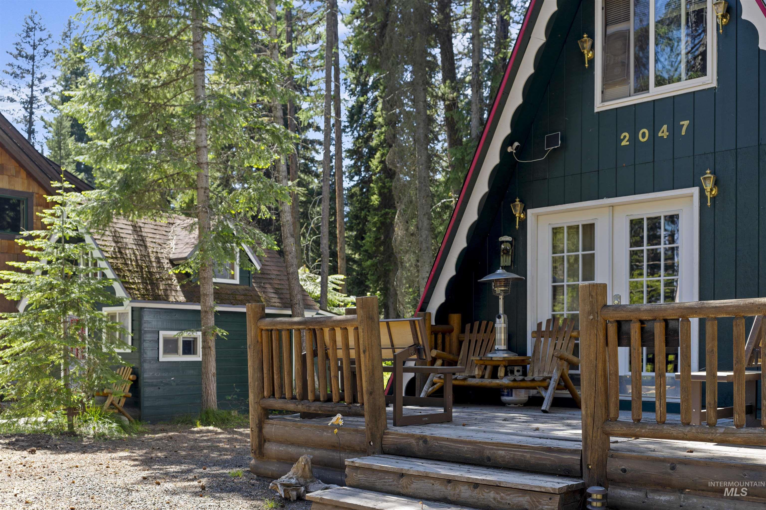2047 Ferndale Way, McCall, Idaho 83638, 2 Bedrooms, 1 Bathroom, Residential For Sale, Price $725,000,MLS 98990108