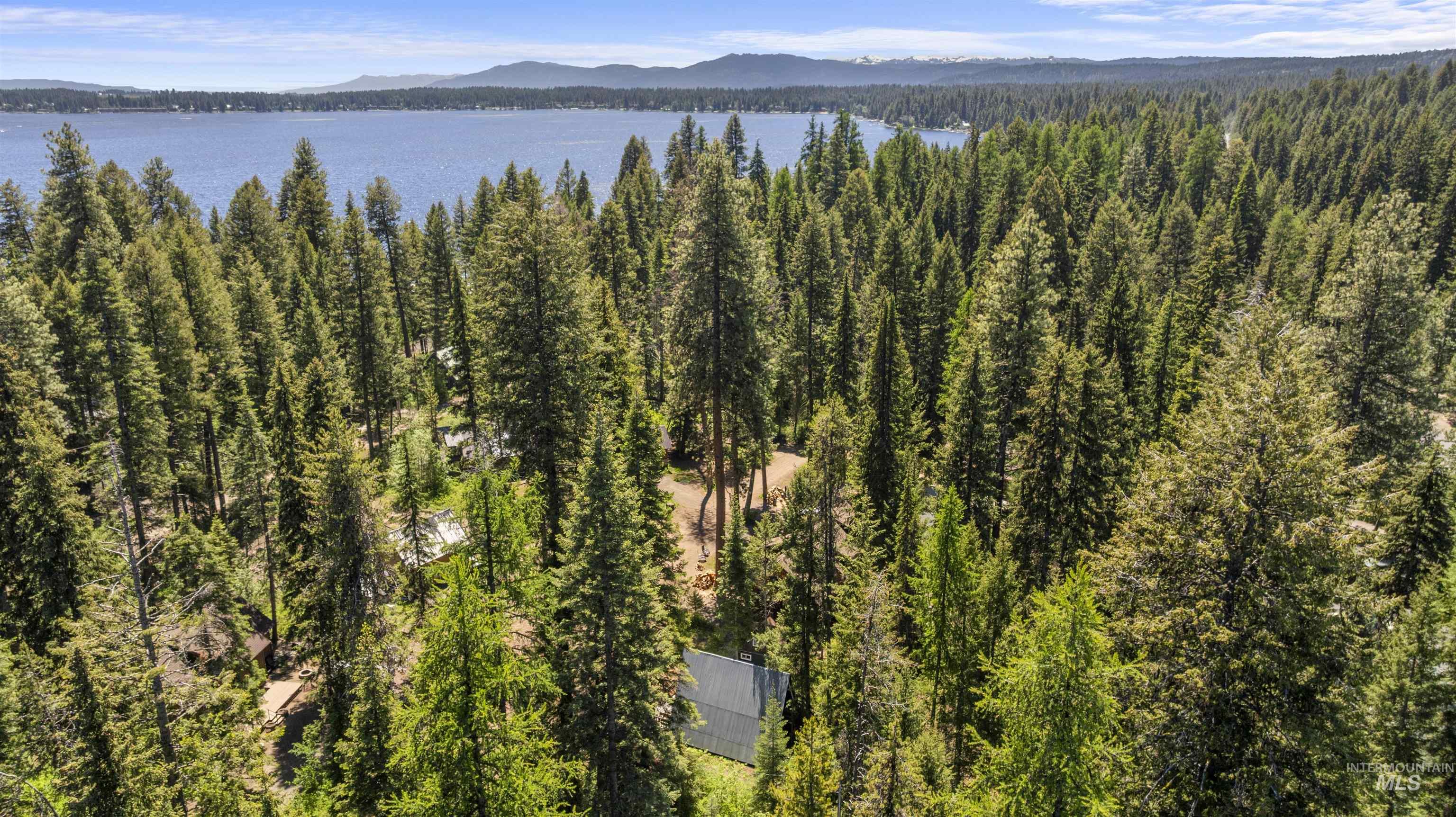 2047 Ferndale Way, McCall, Idaho 83638, 2 Bedrooms, 1 Bathroom, Residential For Sale, Price $725,000,MLS 98990108