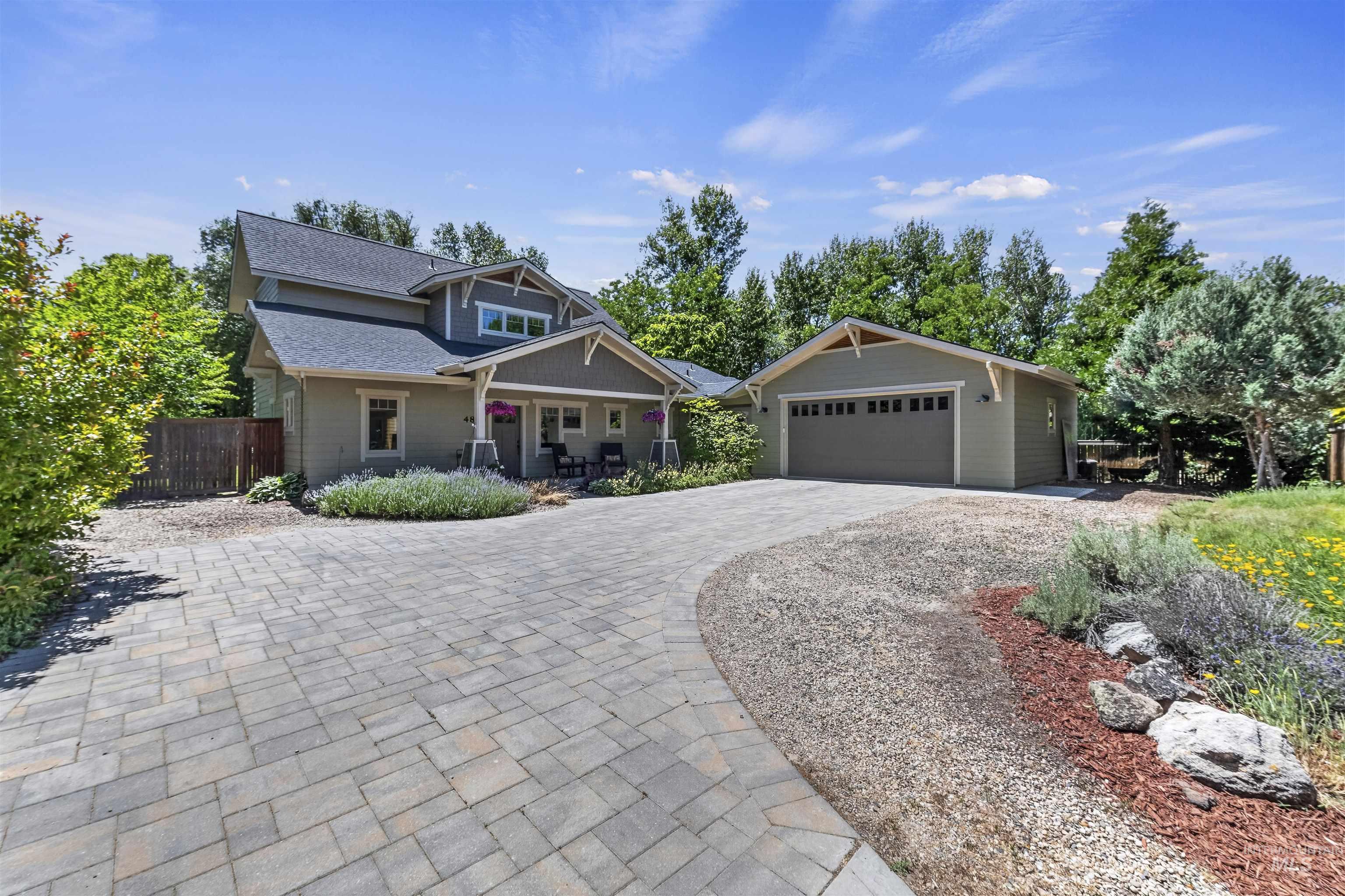 4859 W Willow Lane, Boise, Idaho 83703, 3 Bedrooms, 2.5 Bathrooms, Residential For Sale, Price $795,000,MLS 98990109