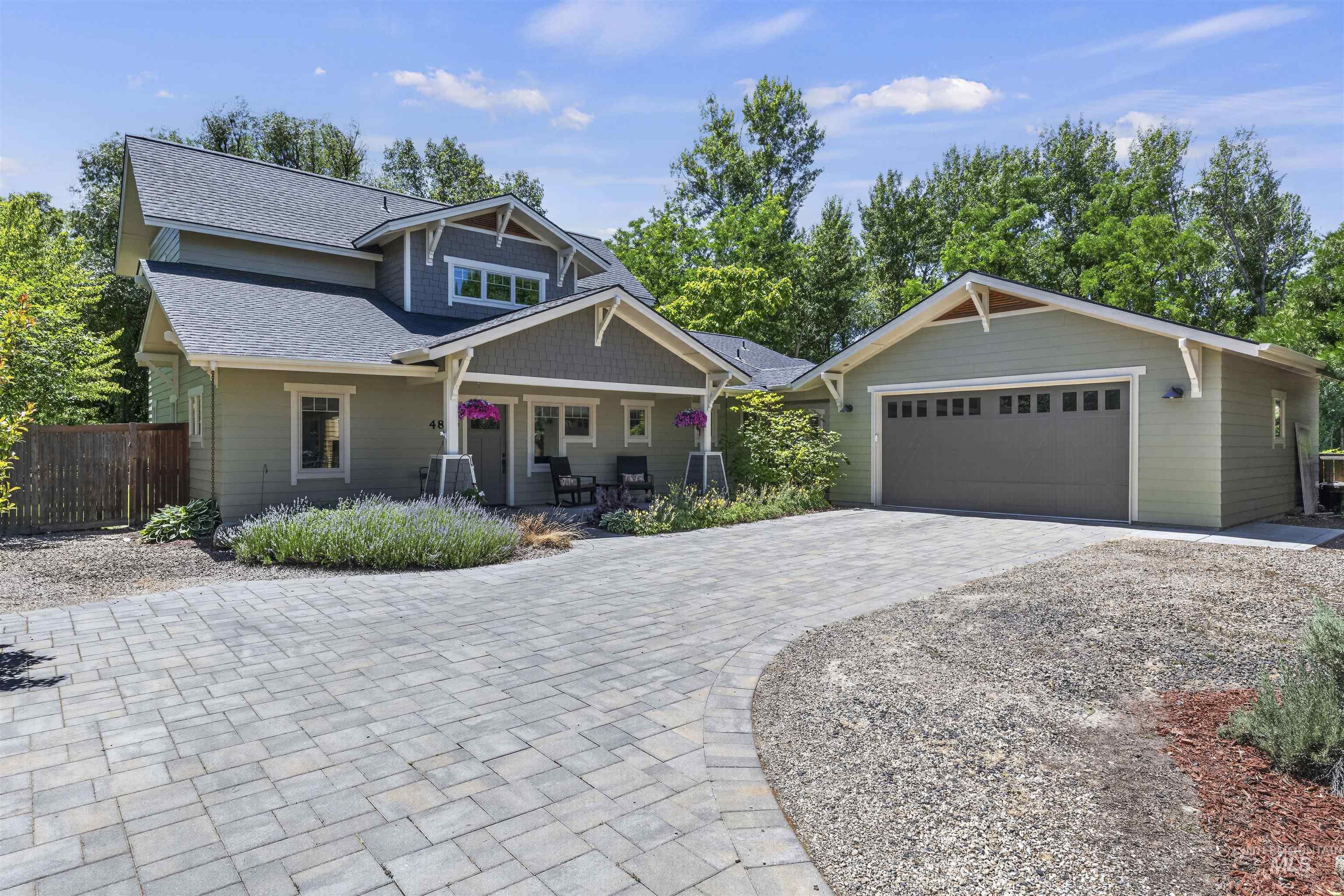 4859 W Willow Lane, Boise, Idaho 83703, 3 Bedrooms, 2.5 Bathrooms, Residential For Sale, Price $795,000,MLS 98990109