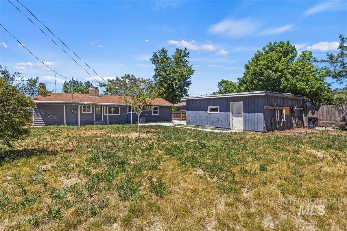 820 N Baker St, Boise, Idaho 83706, 3 Bedrooms, 1.5 Bathrooms, Residential For Sale, Price $429,000,MLS 98990113