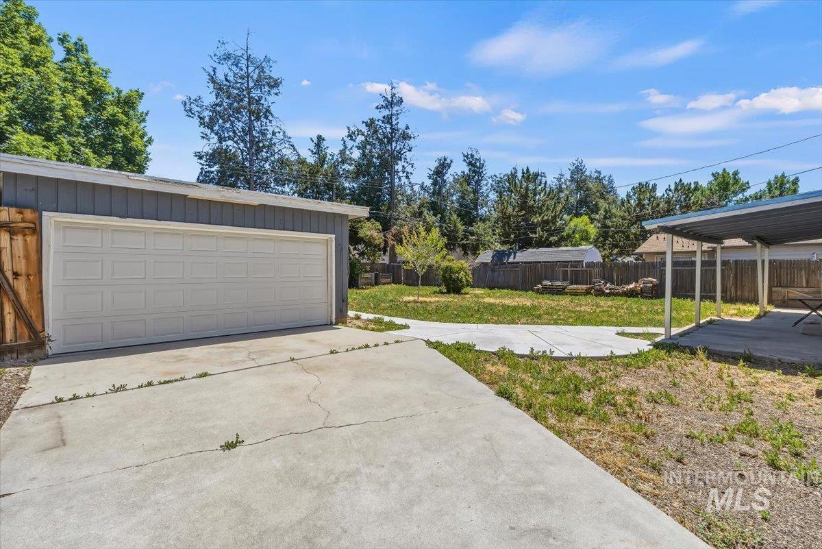 820 N Baker St, Boise, Idaho 83706, 3 Bedrooms, 1.5 Bathrooms, Residential For Sale, Price $429,000,MLS 98990113