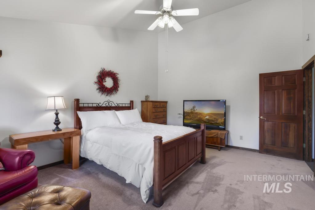 2987 E 3500 N, Twin Falls, Idaho 83301-0307, 3 Bedrooms, 3 Bathrooms, Residential For Sale, Price $695,000,MLS 98990116