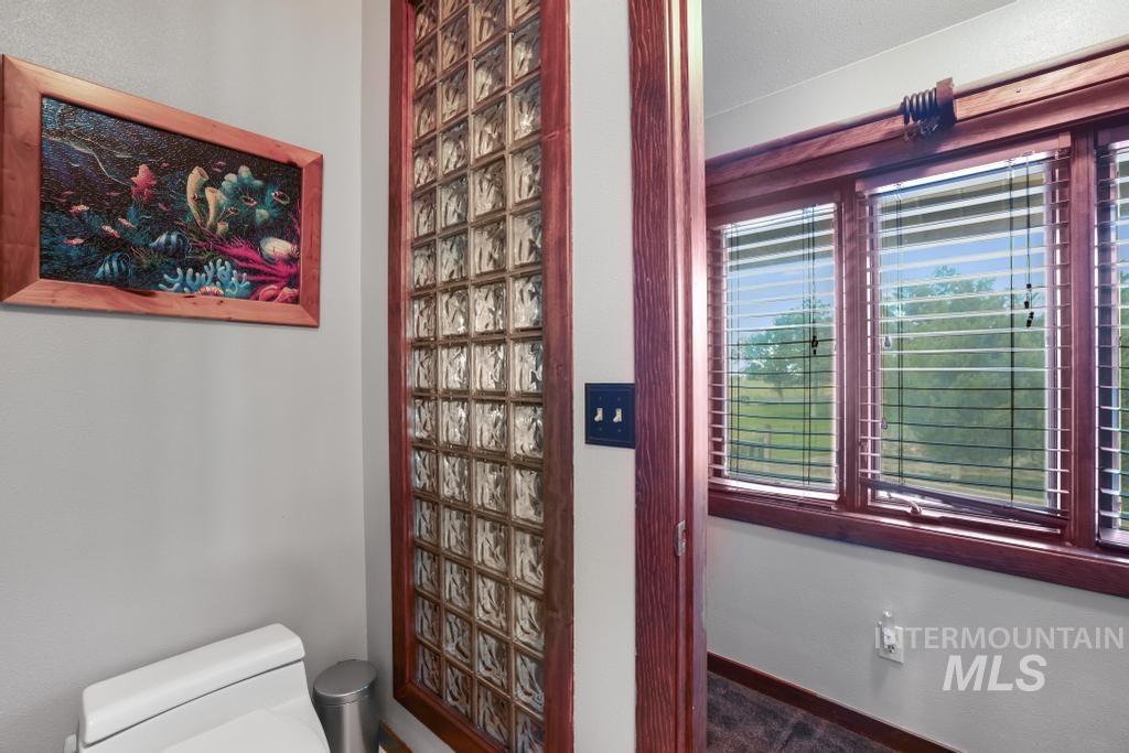 2987 E 3500 N, Twin Falls, Idaho 83301-0307, 3 Bedrooms, 3 Bathrooms, Residential For Sale, Price $695,000,MLS 98990116