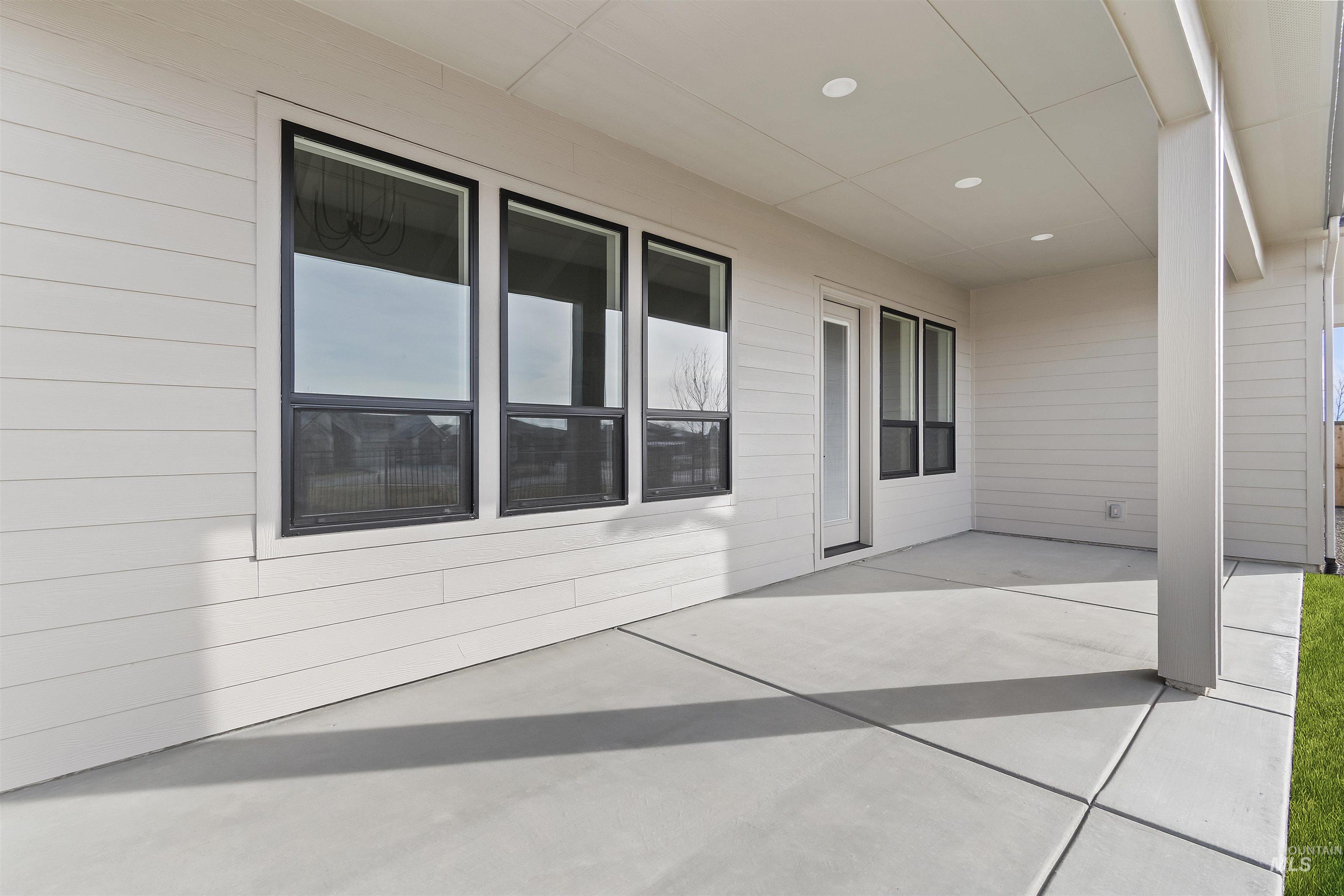 11933 S Besra Lane, Kuna, Idaho 83634, 4 Bedrooms, 3 Bathrooms, Residential For Sale, Price $769,880,MLS 98990118