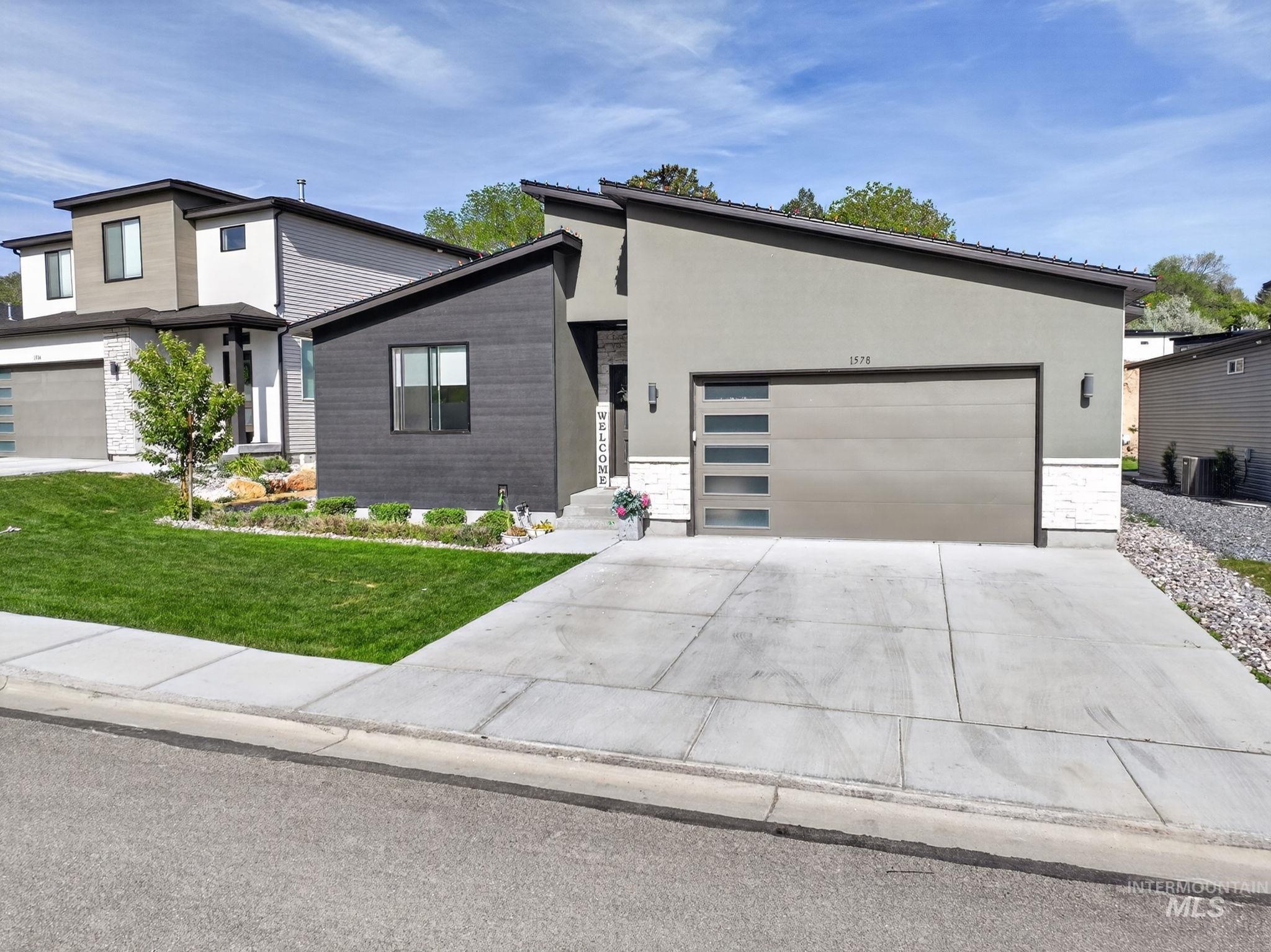 1578 Surprise Valley Road, Pocatello, Idaho 83201, 3 Bedrooms, 2 Bathrooms, Residential For Sale, Price $440,000, 98990120
