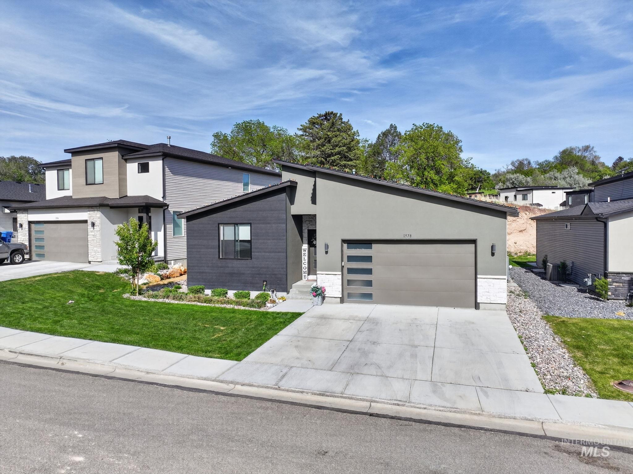 1578 Surprise Valley Road, Pocatello, Idaho 83201, 3 Bedrooms, 2 Bathrooms, Residential For Sale, Price $440,000, 98990120