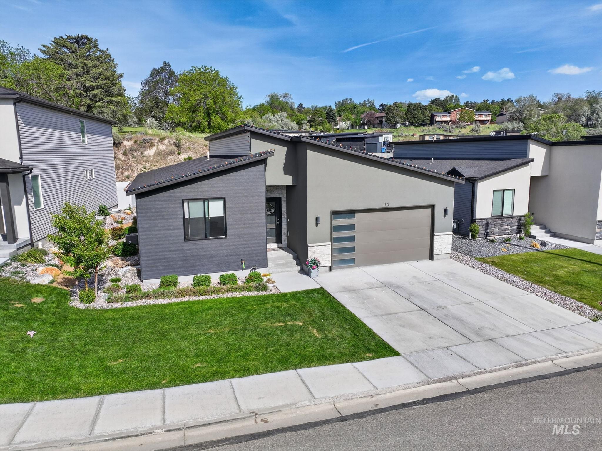 1578 Surprise Valley Road, Pocatello, Idaho 83201, 3 Bedrooms, 2 Bathrooms, Residential For Sale, Price $440,000, 98990120